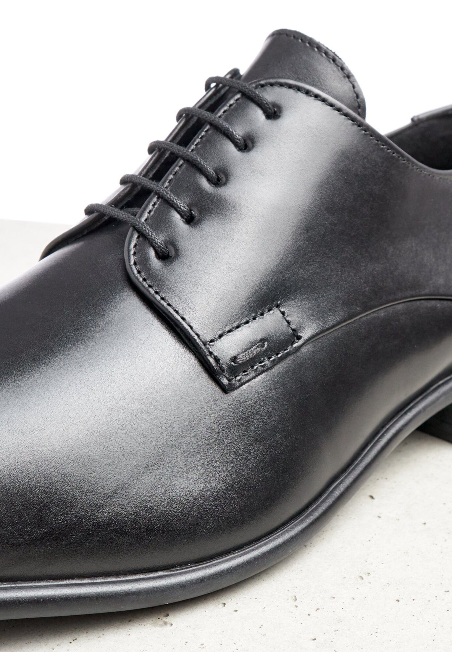 Lloyd Schnürschuh "NIK" Schnürschuh mit modernem Design