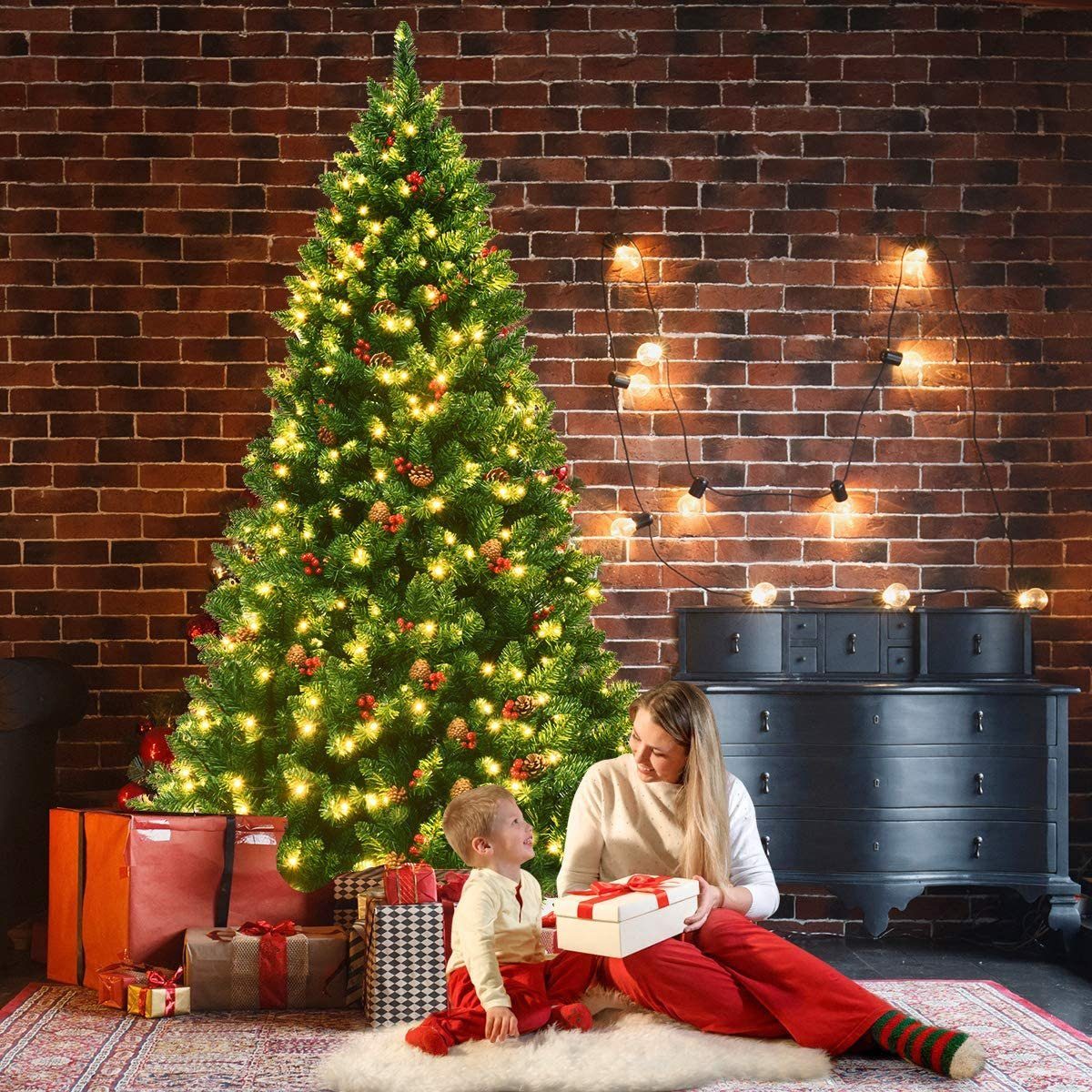 COSTWAY Künstlicher Weihnachtsbaum, mit 450 LEDs, 1100 PVC Nadeln, Ständer