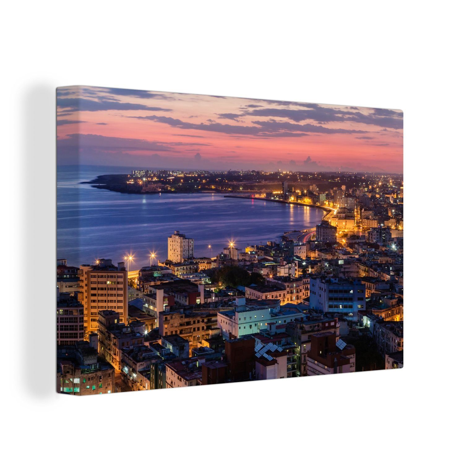 OneMillionCanvasses® Leinwandbild Beleuchtetes Stadtbild bei Sonnenaufgang in Havanna, Kuba, (1 St), Wandbild Leinwandbilder, Aufhängefertig, Wanddeko, 30x20 cm