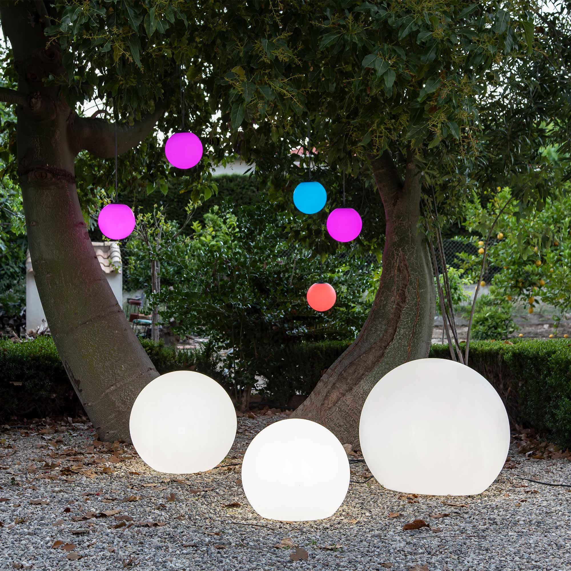 New Garden Gartenleuchte LED-Kugelleuchte, Solar oder Kabel, IP65, Buly, Kaltweiß, 256 Farben & 2 Weißtöne, Bunt RGBW oder Kaltweiß, mit Kabel oder Solar/Akku