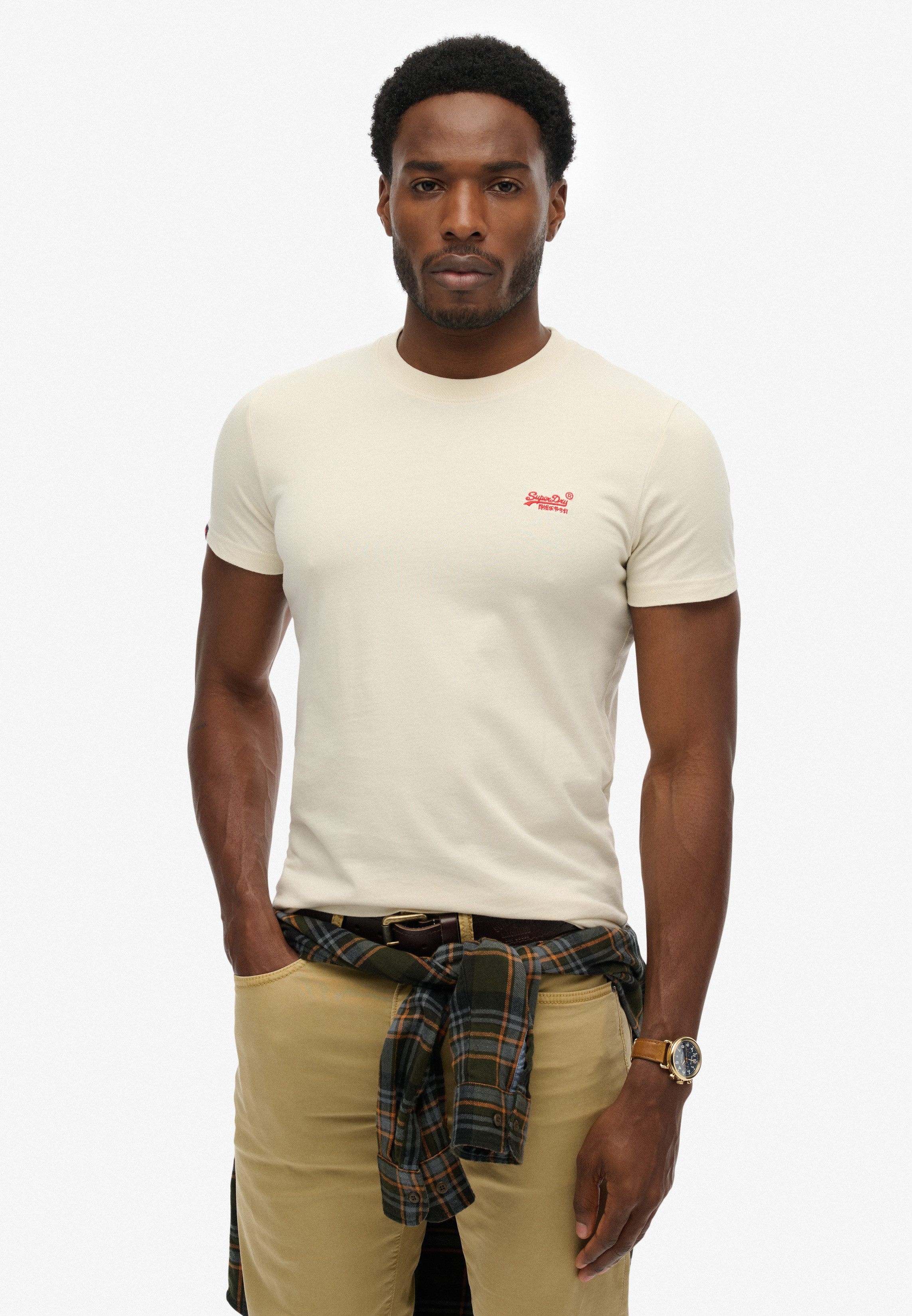 Superdry Rundhalsshirt ESSENTIAL LOGO EMB TEE aus Baumwolle und Single Jersey, Slim Fit, Kurzarm, hüftlang