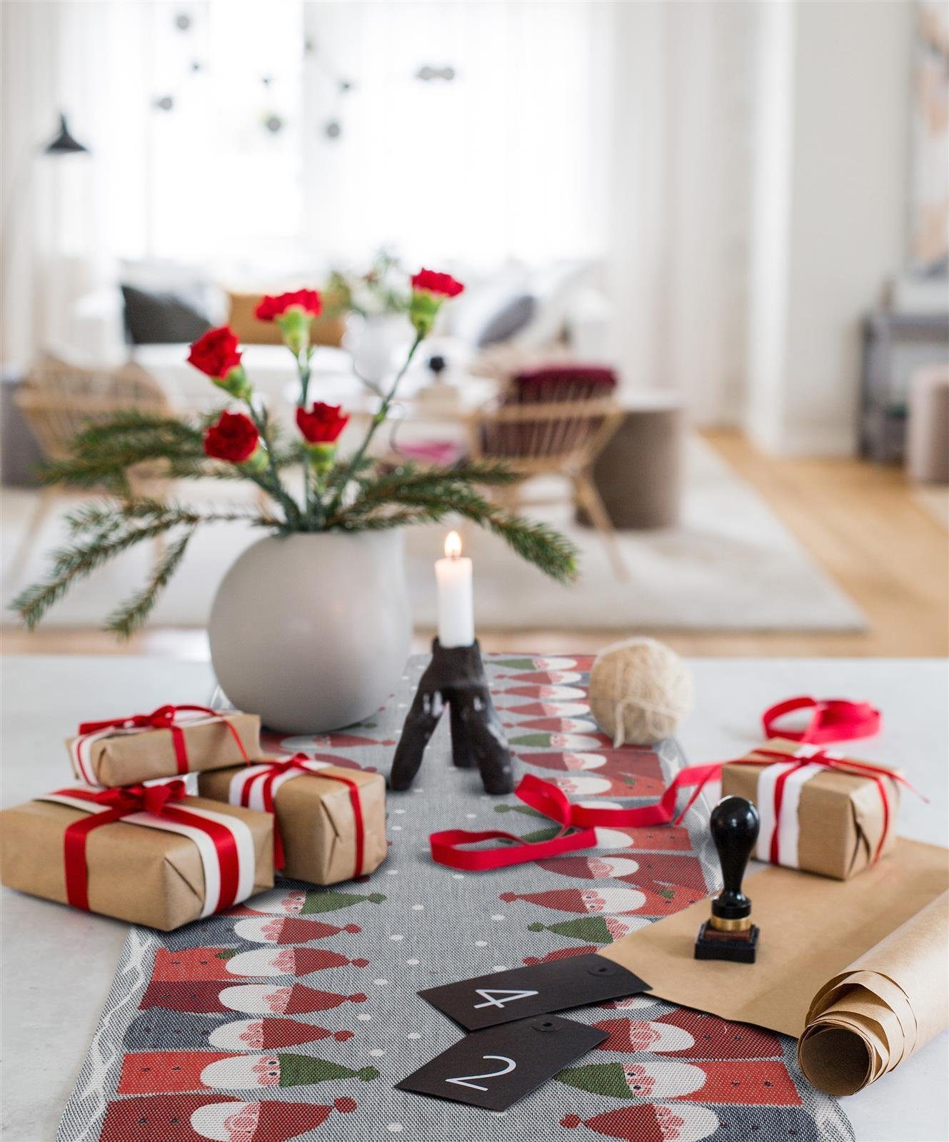 EKELUND MASTER WEAVERS 1692 Tischläufer Tischläufer Tomtemöte 35x80 cm, Pix günstig online kaufen