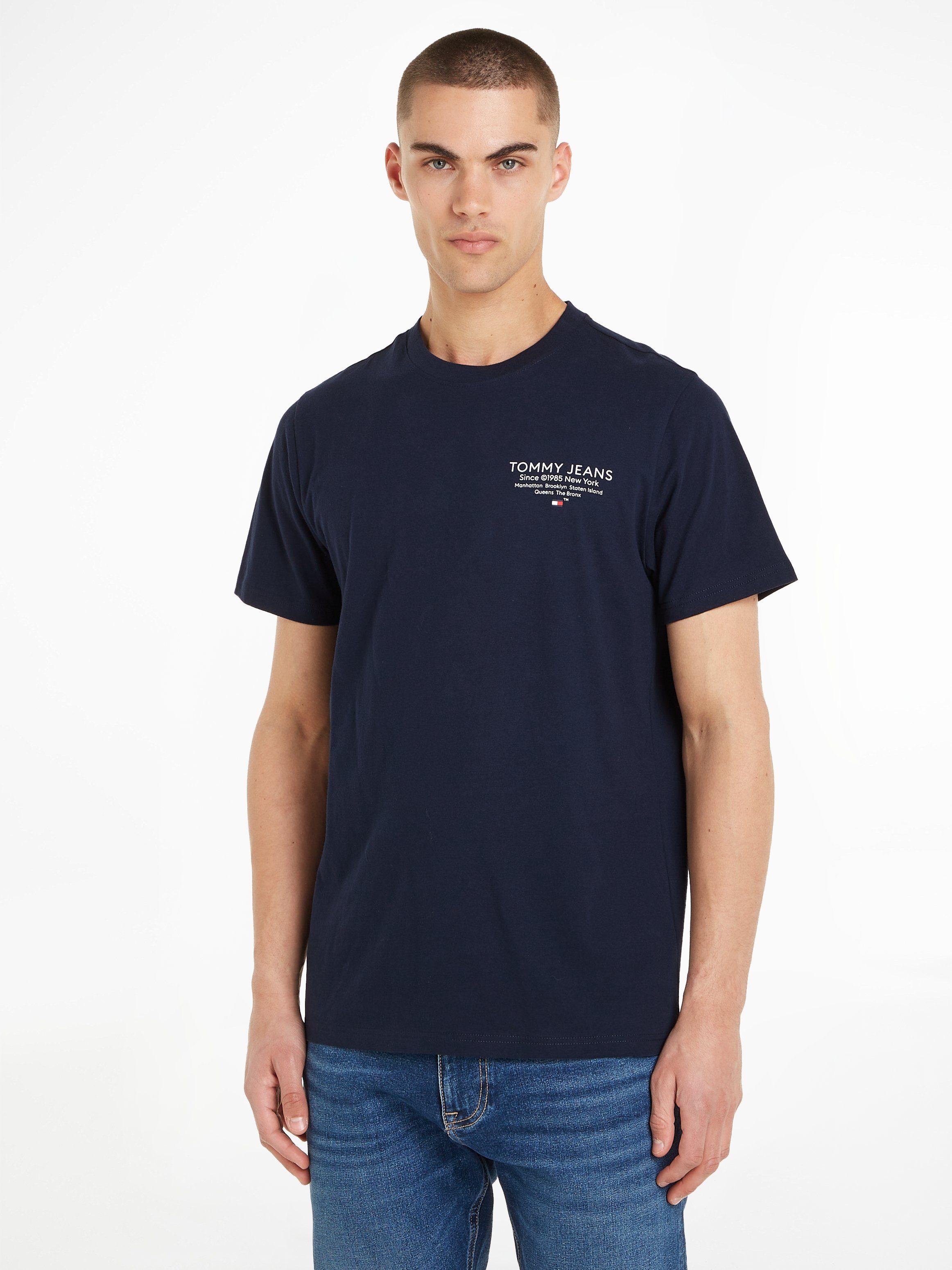 Tommy Jeans T-Shirt TJM SLIM ESSTNL GRAPHIC TEE EXT mit Tommy Jeans Logodruck Dark Night Navy