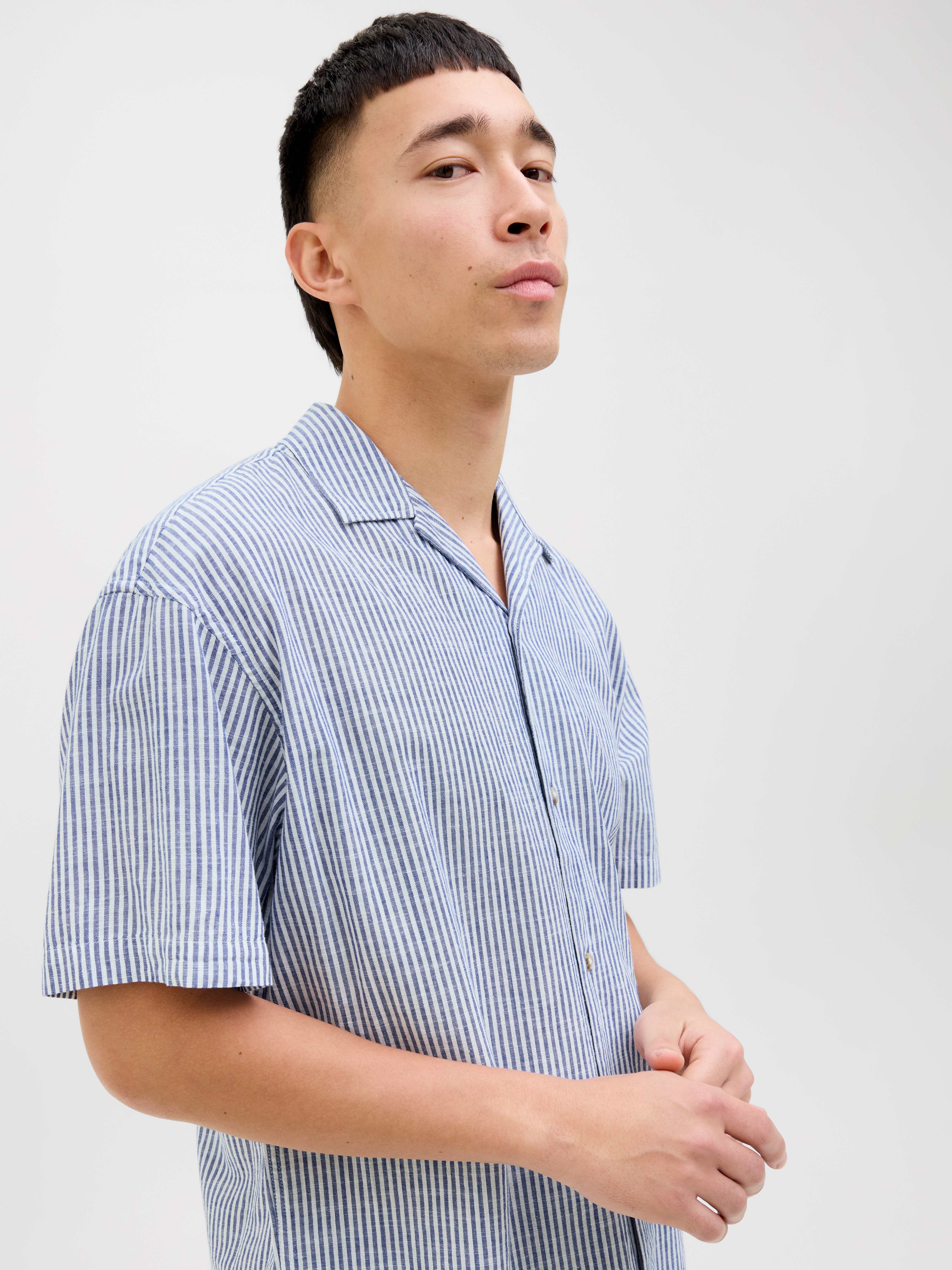Jack & Jones Kurzarmhemd JJESUMMER RESORT SHIRT SS SN mit Resort Kragen günstig online kaufen
