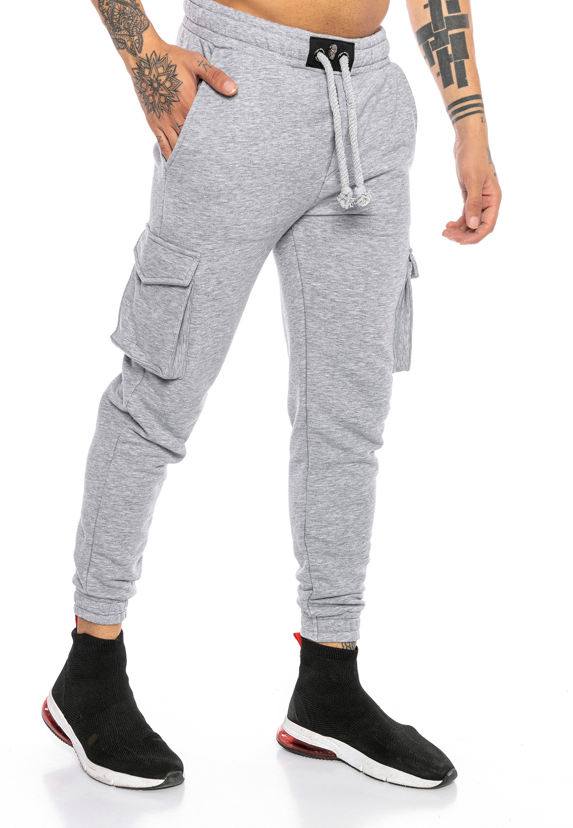 RedBridge Jogginghose im Cargo-Stil mit praktischen Beintaschen