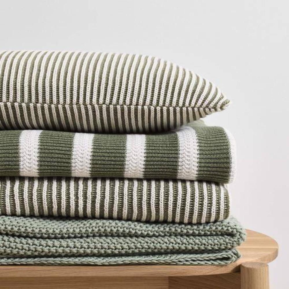 Plaid Structure Knit in Garden Green, Marc O'Polo Home