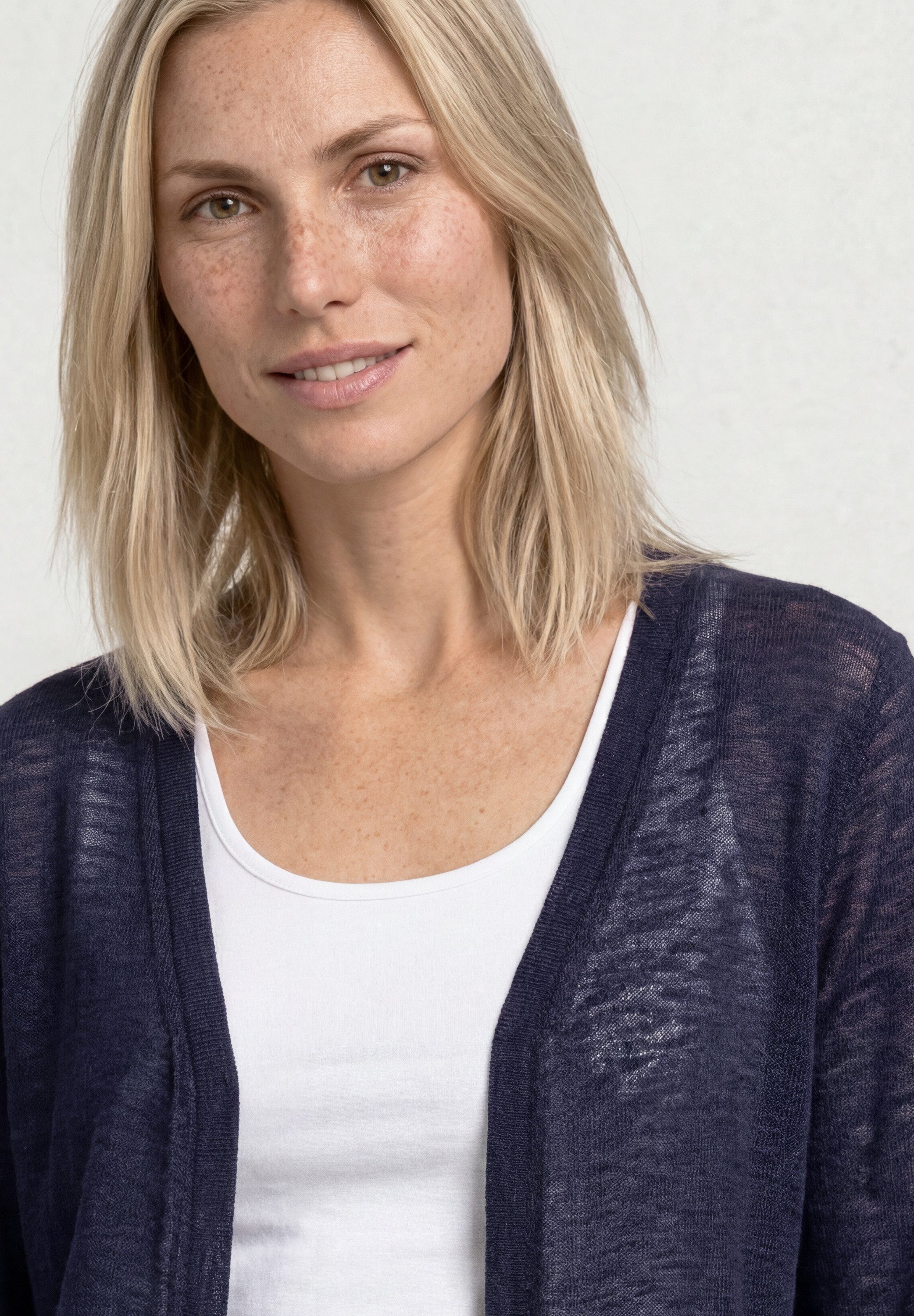 STREET ONE Shirtjacke Style Suse 3/4-Arm Jacke in offener Passform - aus Viskose und mit Stretch
