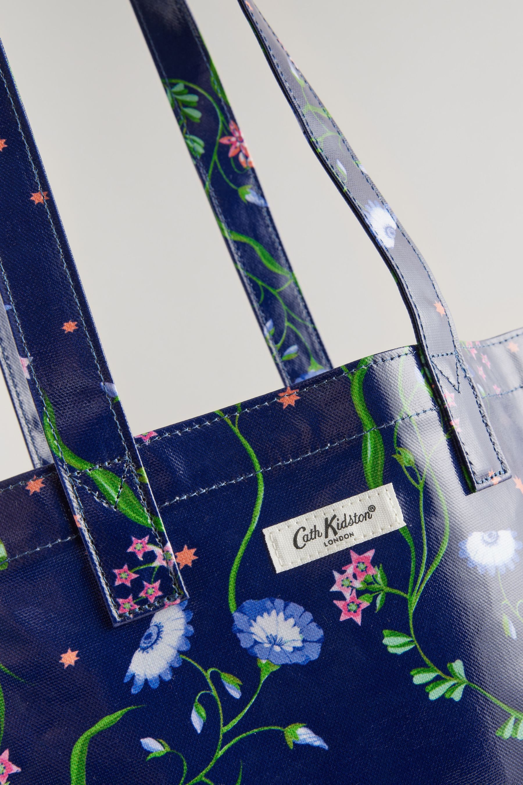 Cath Kidston Einkaufsshopper Cath Kidston GroBe beschichtete Clutch