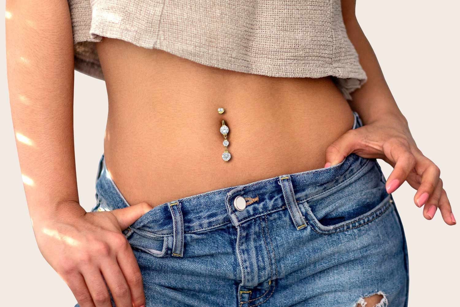 PIERCINGLINE Bauchnabelpiercing Titan Mini Bananabell mit Innengewinde 4 KRISTALLE (Bananabells, 1-tlg) – Bild 3 von 3