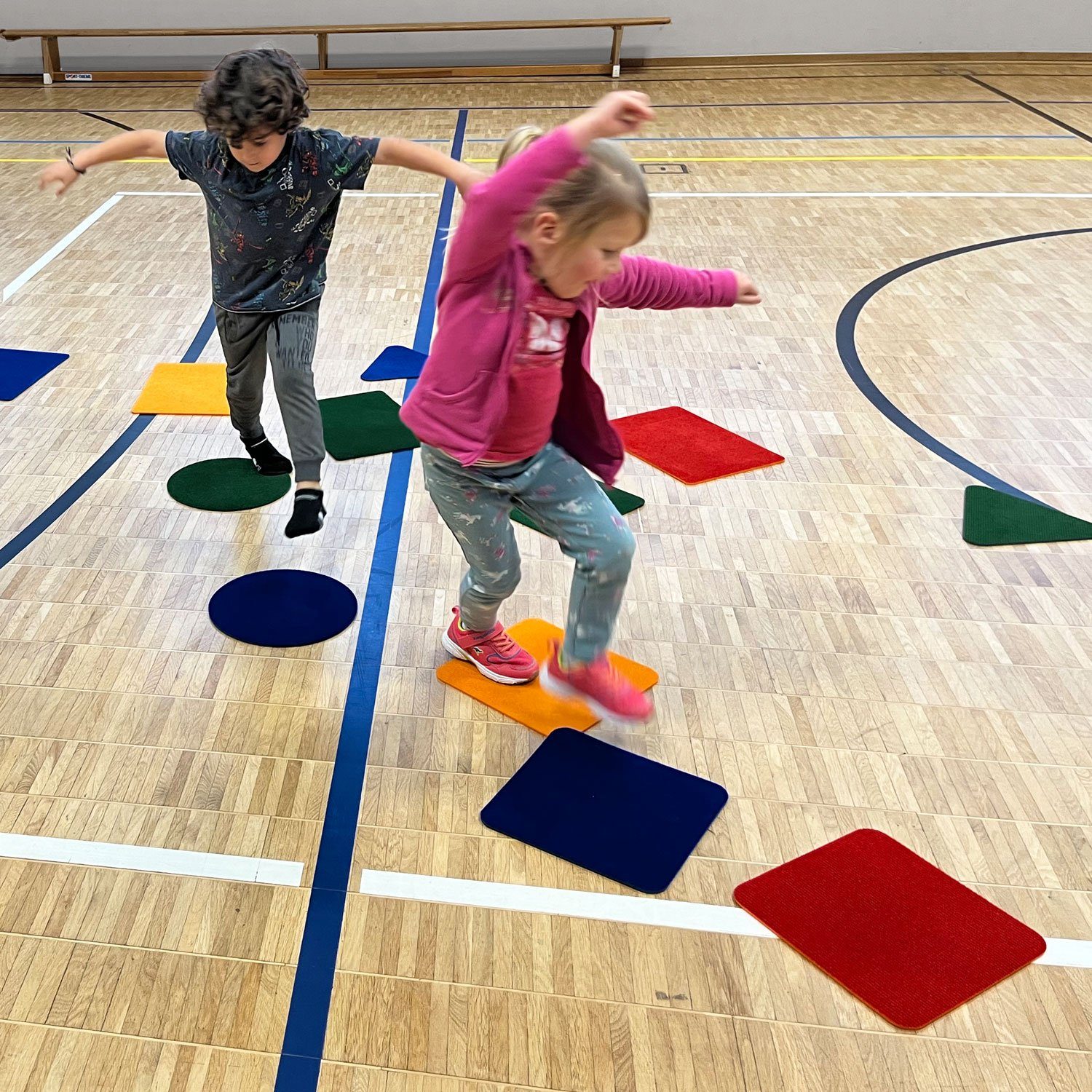 Sanosoft Spielmatte Sanoplay Spiel & Sport Fliese Soft Dreieck Rot 30x30x30cm
