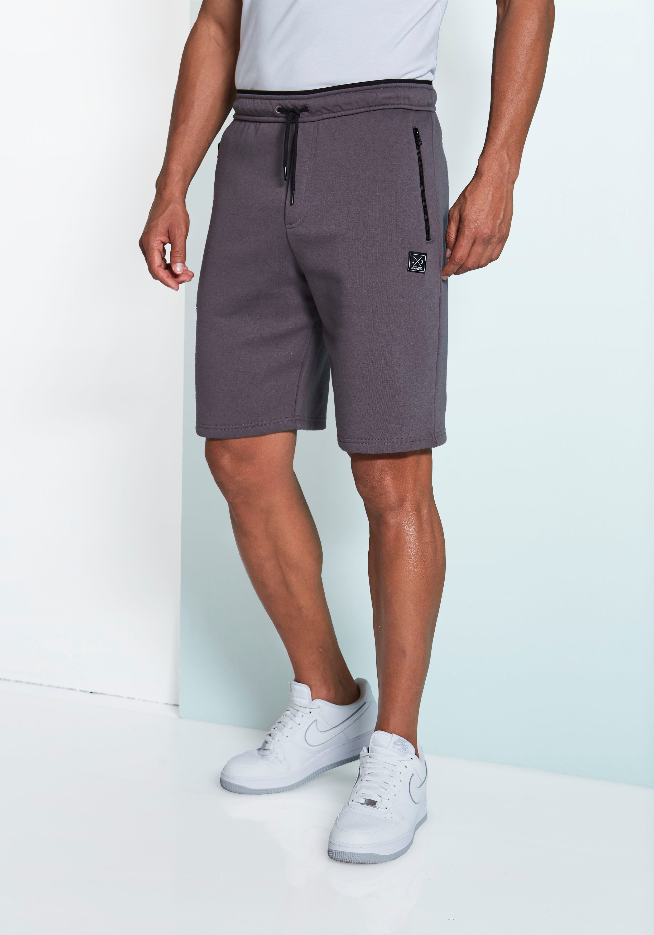 Sweatshorts