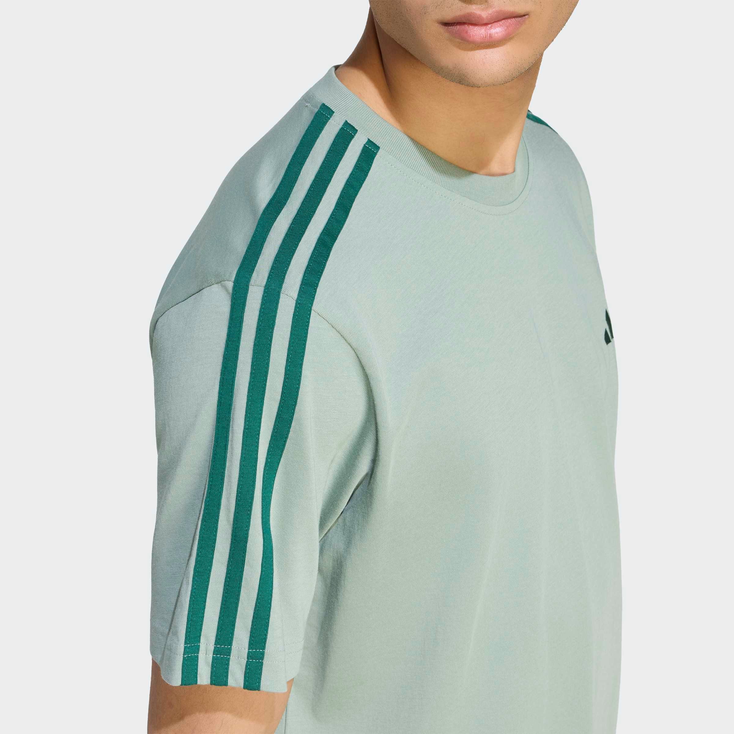 adidas Sportswear T-Shirt ESSENTIALS 3-STREIFEN, SINGLE JERSEY, BRANDING LINKE SCHULTER – Bild 4 von 5