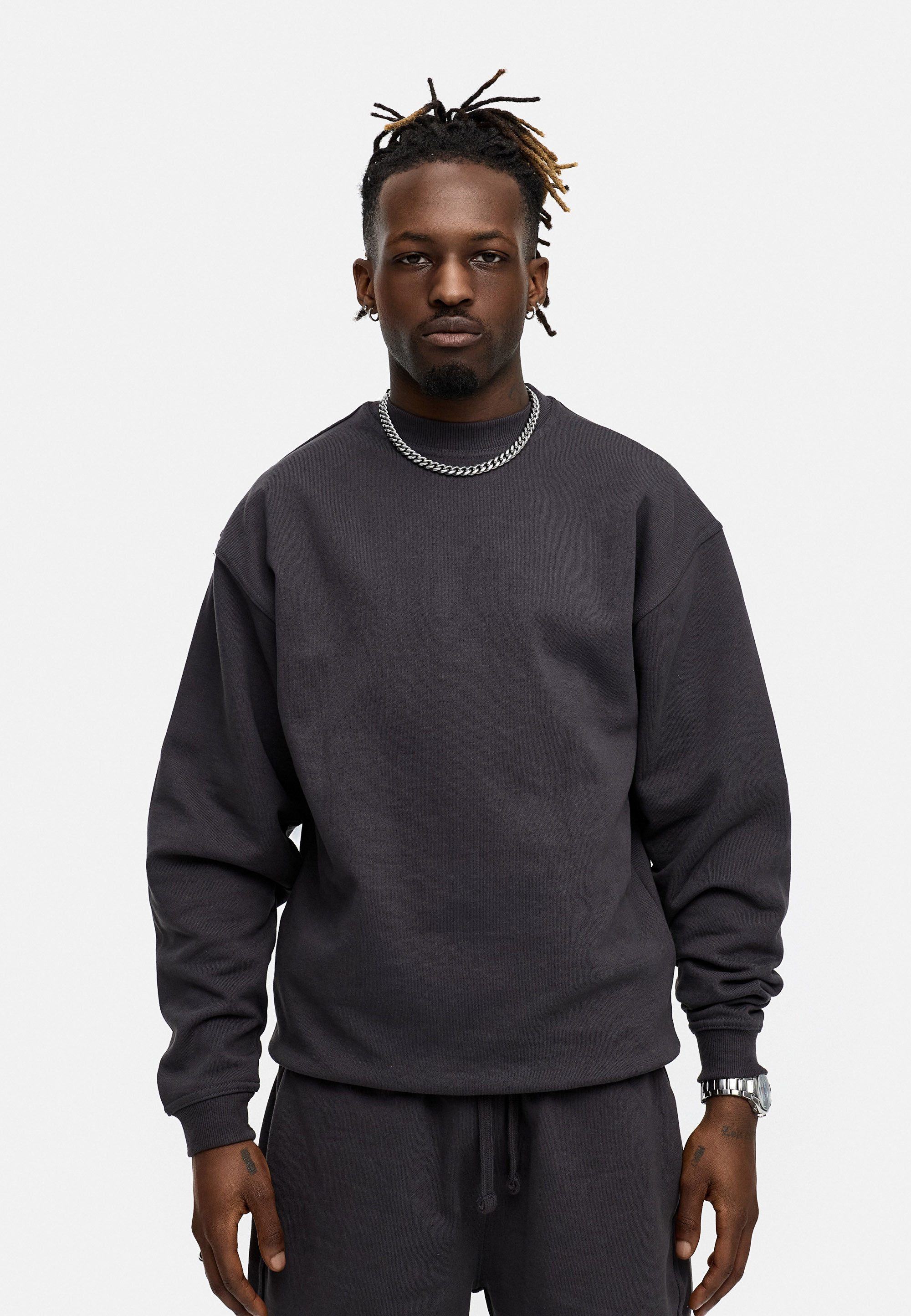 BEHYPE STUDIOS Sweatshirt IM OVERSIZE FIT, CREW-NECK PULLOVER Herren locker günstig online kaufen