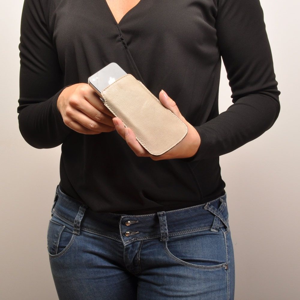 berba Handytasche berba Basel 600 - Handyhülle in taupe