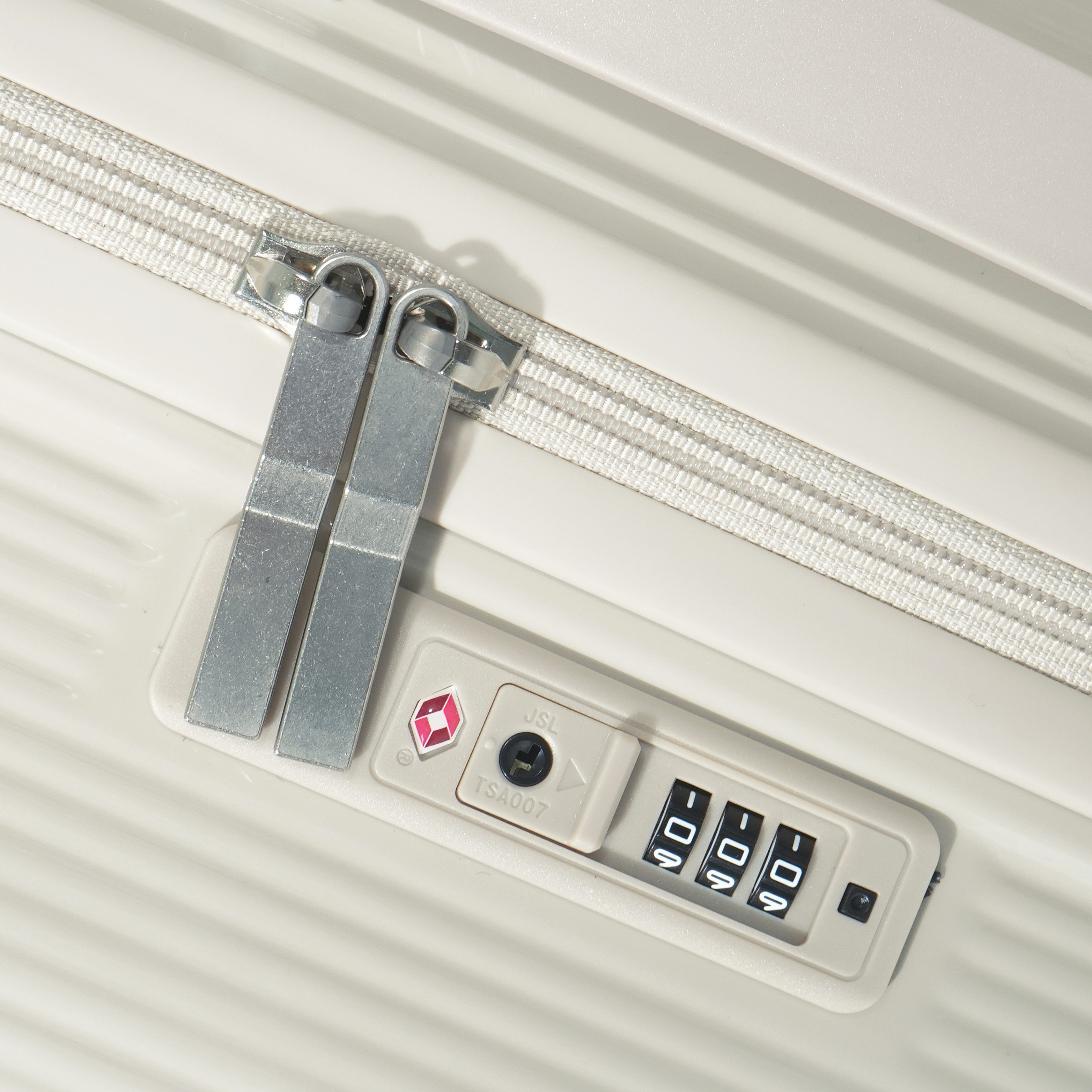 Travelhouse Hartschalen-Trolley T2169 Trunk, 5 Rollen, in zwei Größen und verschiedenen Farben