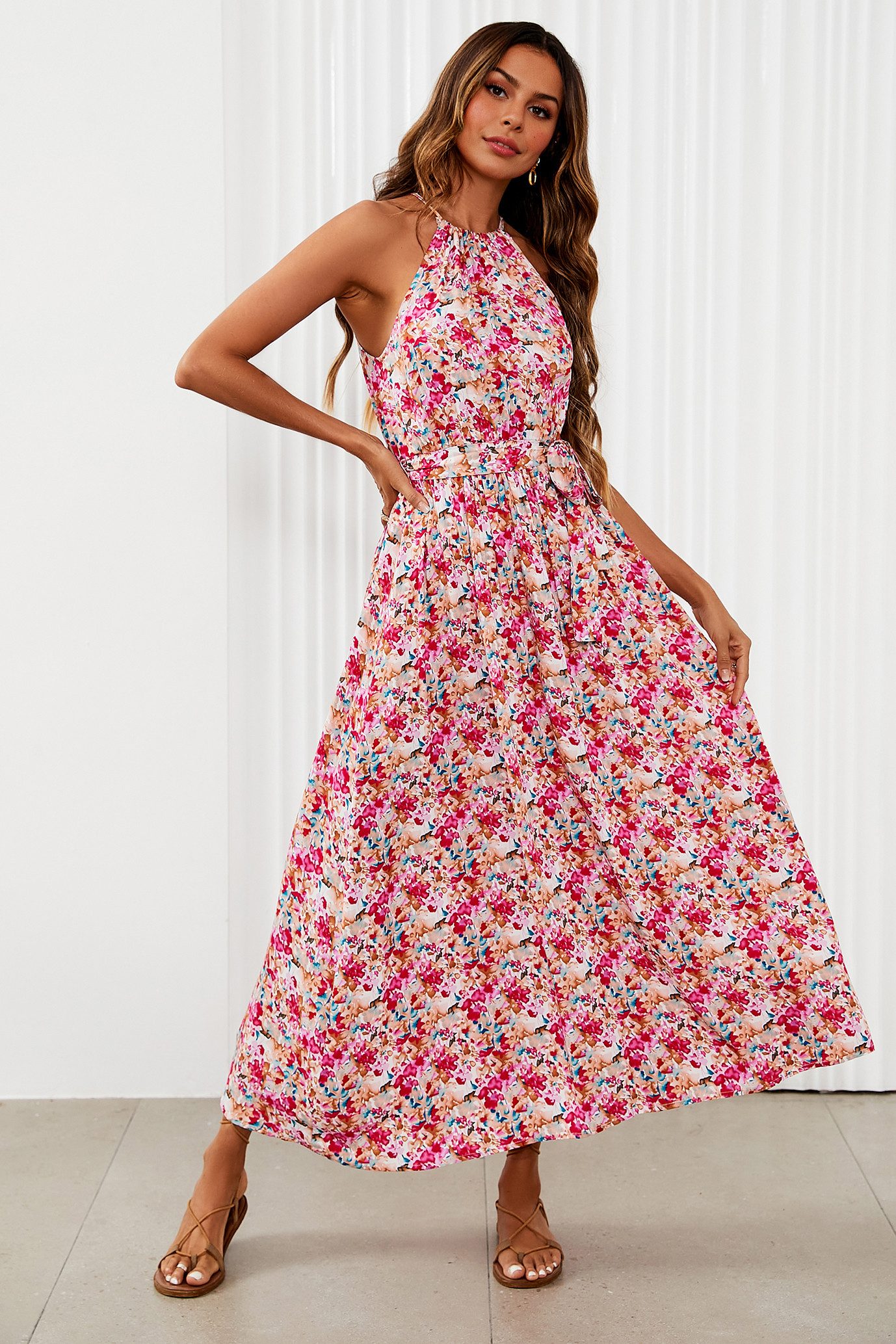 FS Collection Maxikleid Damen Maxikleid Sommerkleid Trägerkleid Ärmellos (XS (EU:36 / UK:8) · S (EU:38 / UK:10) · M (EU:40 / UK:12) · L (EU:42 / UK:14) · XL (EU:44 / UK:16), 5 Farben : Weiß-Pink, Pink, Grün, Marineblau, Offwhite-Grün) Bindegürtel, floraler Print, fließender Fall, Trägerdesign