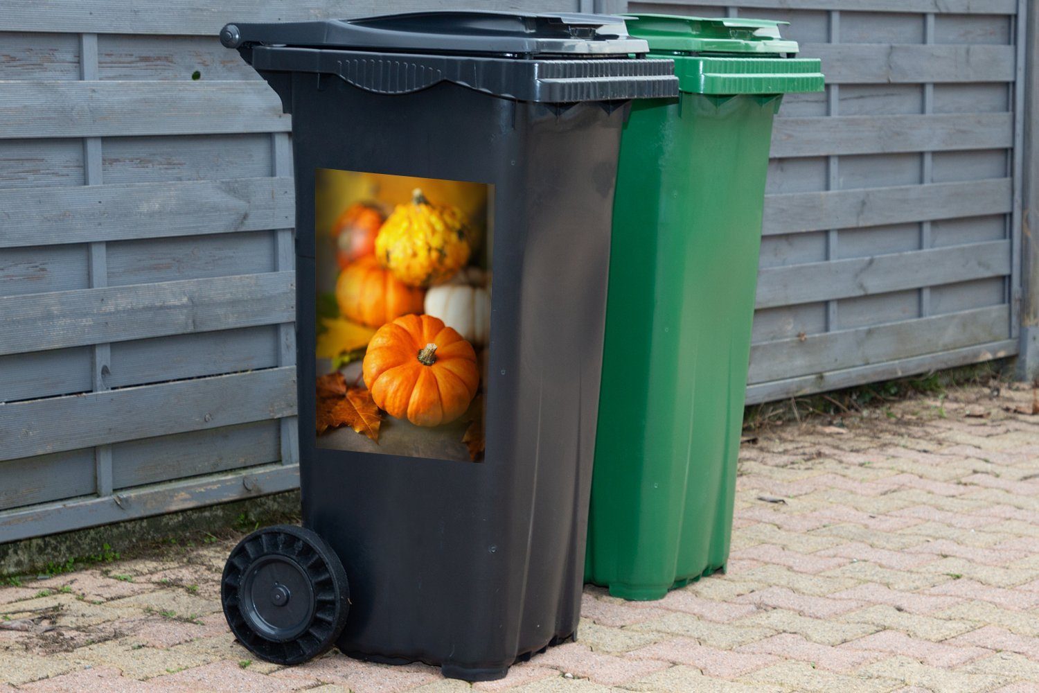 Container, - - Kürbis St), Mülleimer-aufkleber, Wandsticker MuchoWow Herbst Sticker, (1 Laub Mülltonne, Abfalbehälter