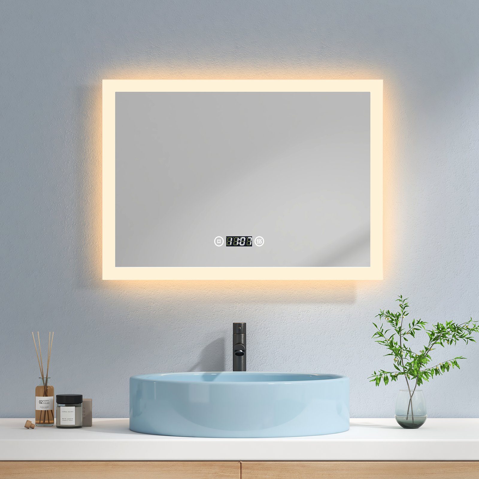 EMKE Badspiegel LED Badspiegel mit Beleuchtung Badezimmerspiegel  Wandspiegel, Warmweißes Licht Beschlagfrei Uhr Touchschalter