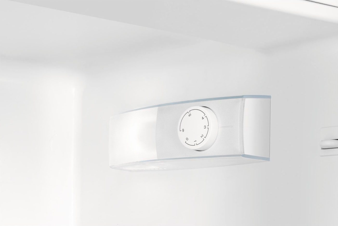 AEG Einbaukühlschrank Serie 6000 TSK5O121ES, 121,8 cm hoch, 55,6 cm breit, 98 L, LowFrost-weniger Eisbildung, Temperaturalarm, Schlepptür