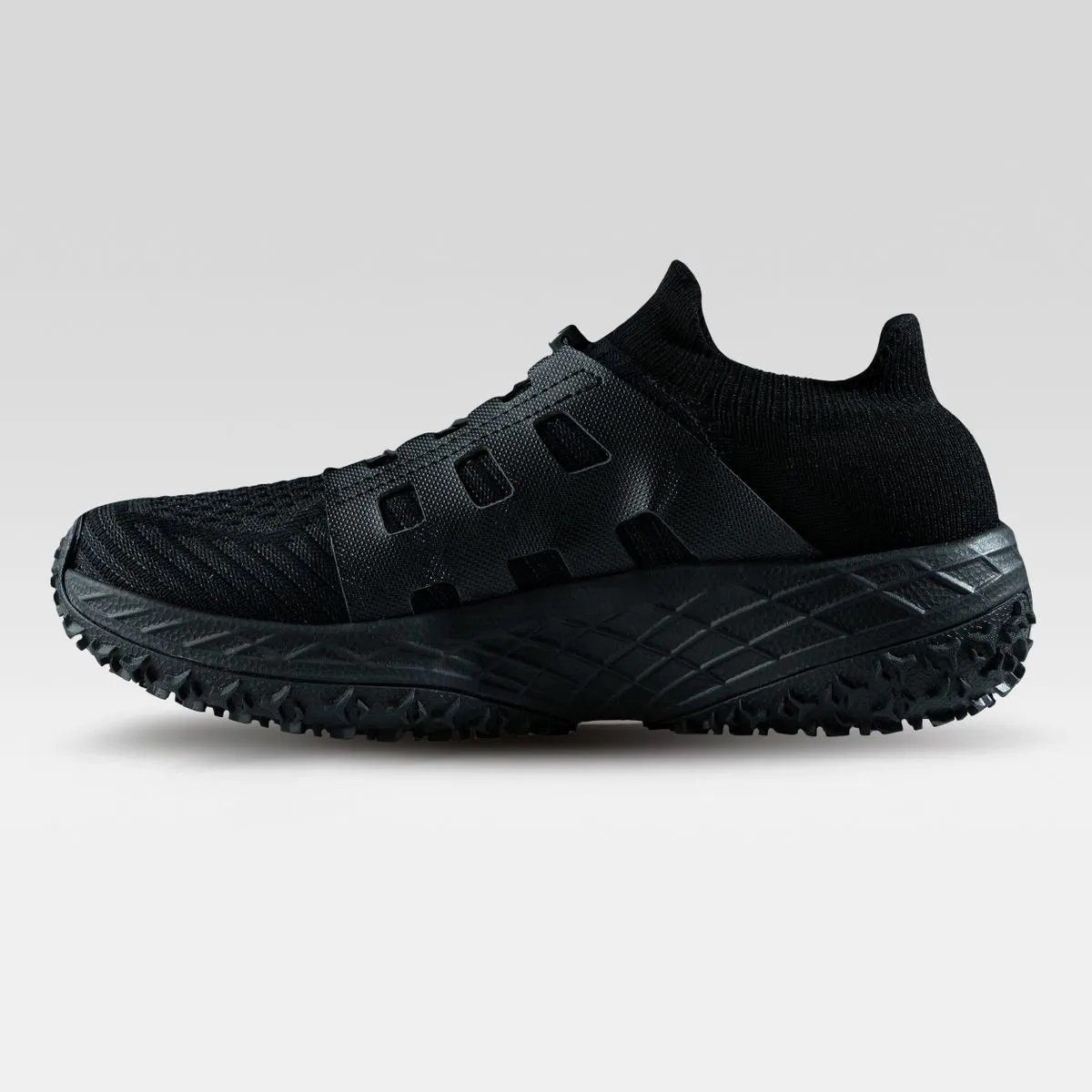 UYN Artax (Trail, Straße, nahtlose Obermaterial aus Paper Cotton) schwarz Laufschuh