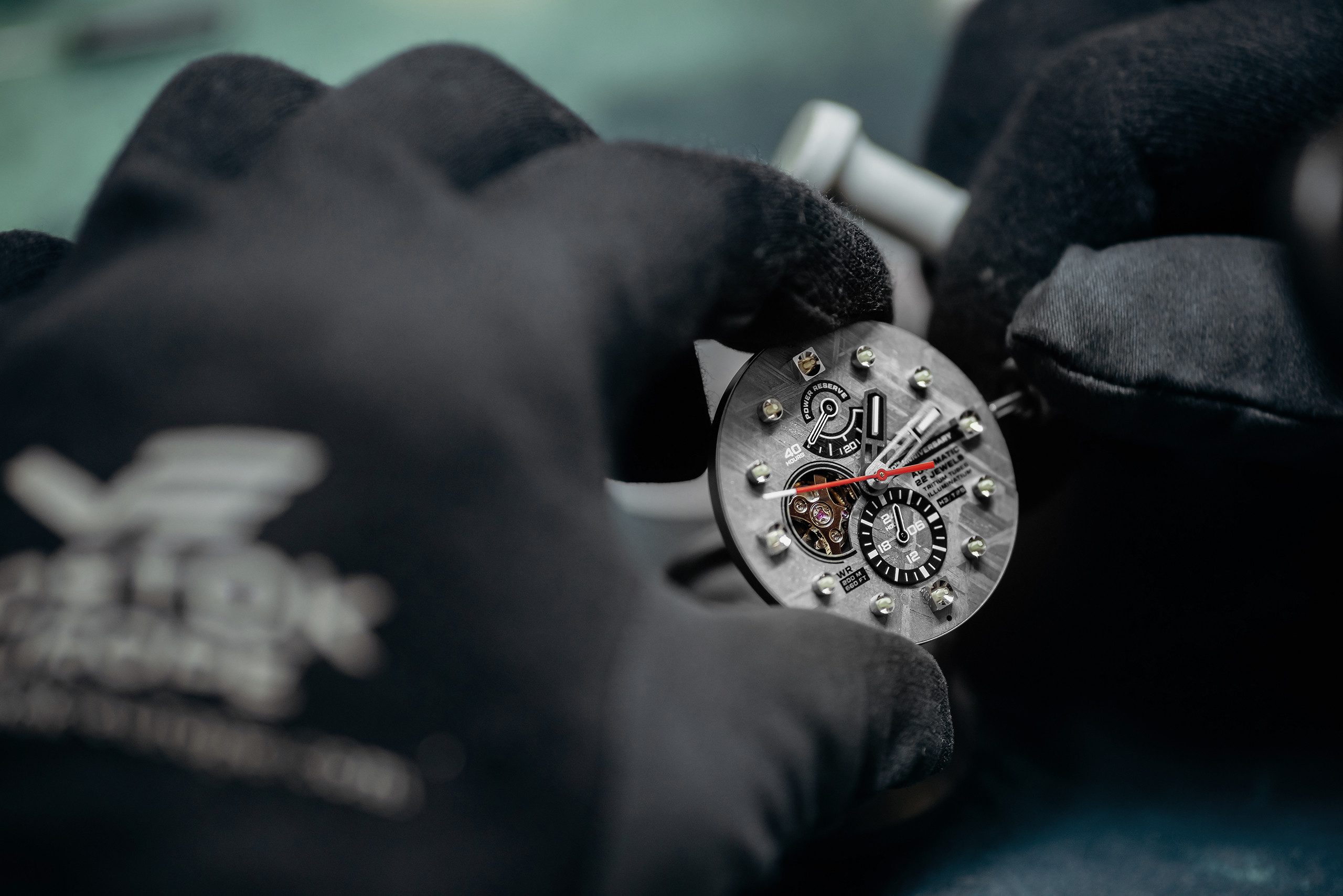 Vostok Europe Automatikuhr YN84-640E726, 20th Anniversary - Limited Edition Automatikuhr, Sammlerwert und exklusives Design - für Kenner - Made in Lithuania