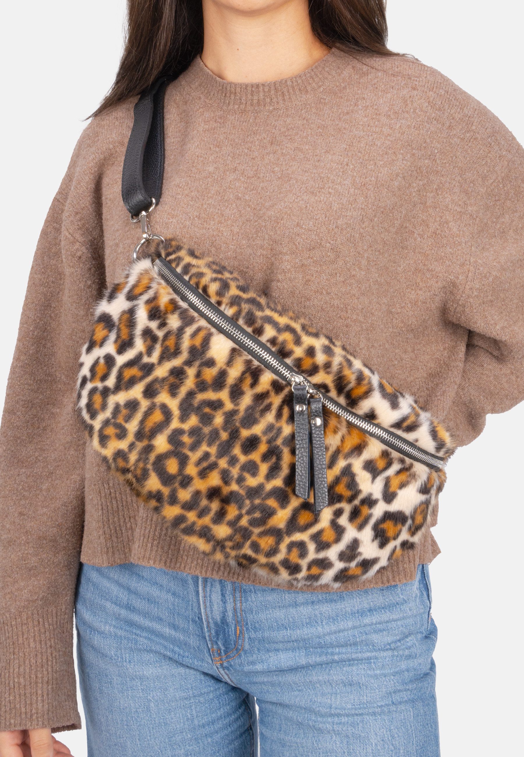 Seasons of April Gürteltasche LENI LEO SIZE L, Crossbody Tasche Umhängetasche mit Leopardenmuster, weiches Kunstfell – Bild 4 von 5