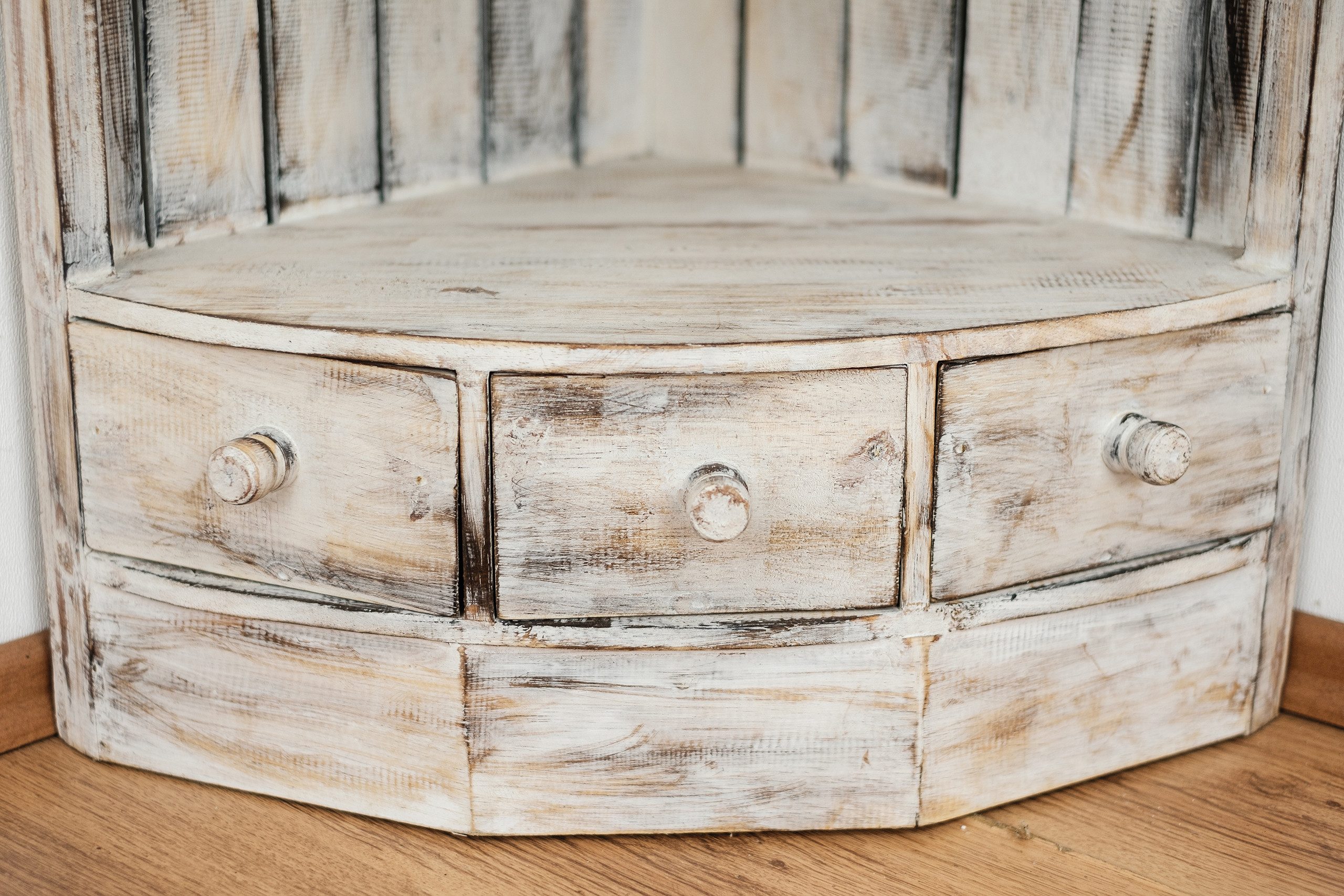 livasia Eckregal Bali Regal, Badregal, Bücherregal, handgefertigt, Holz, 42x42x105cm