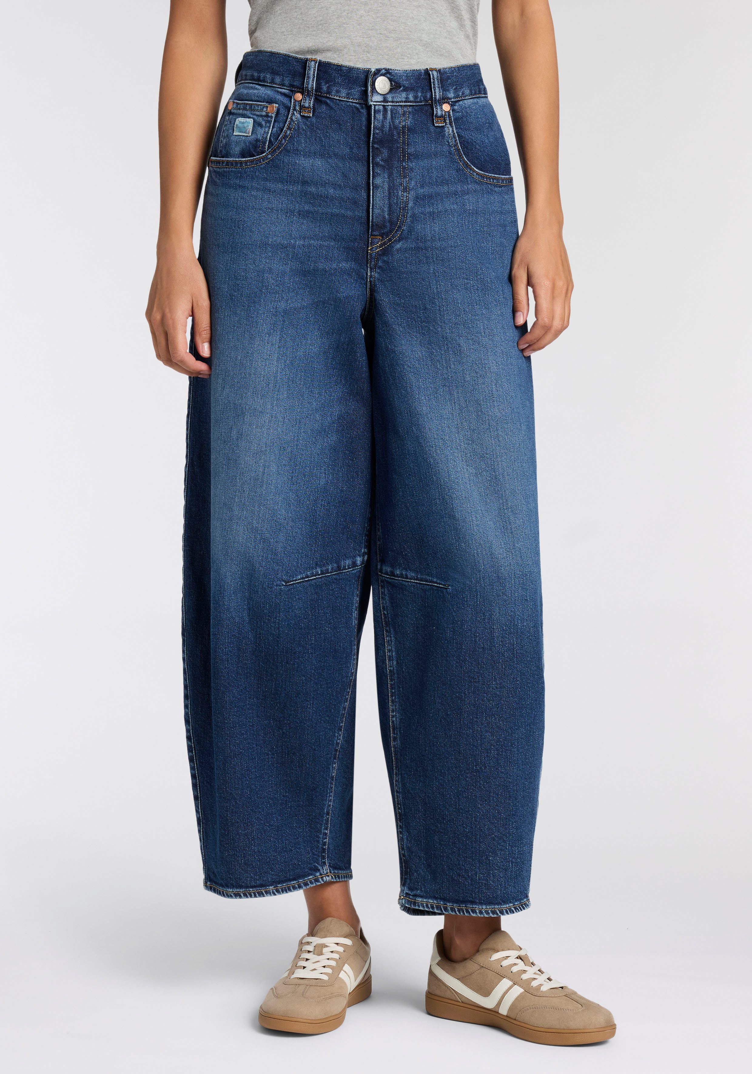 Herrlicher 5-Pocket-Jeans Barrow Denim aus leichtem Denim, Loose Fit