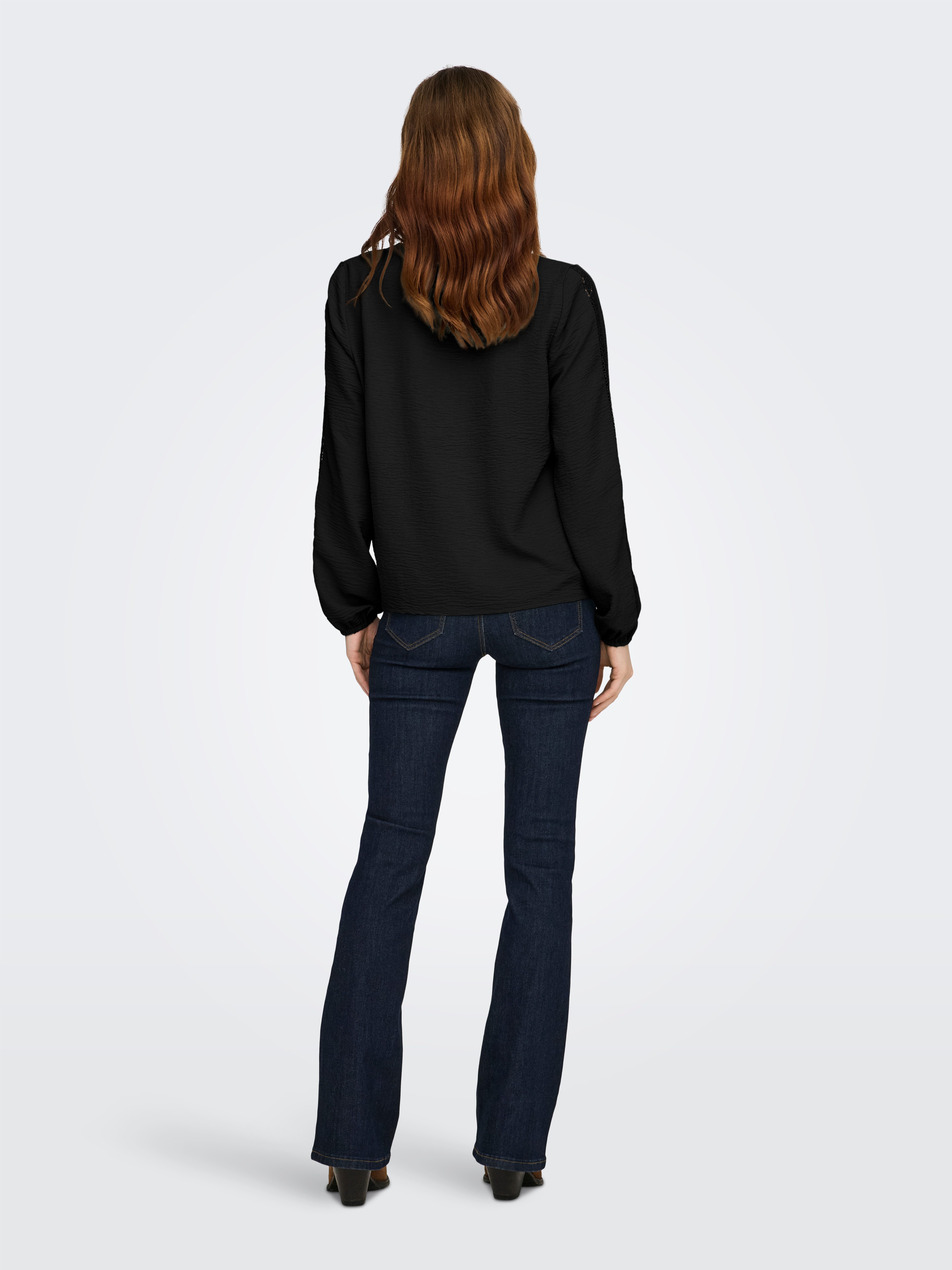 ONLY Langarmbluse ONLGREGOR METTE LS LACE TOP WVN Kunstfaser, regular fit, V-Ausschnitt, Regular Waist