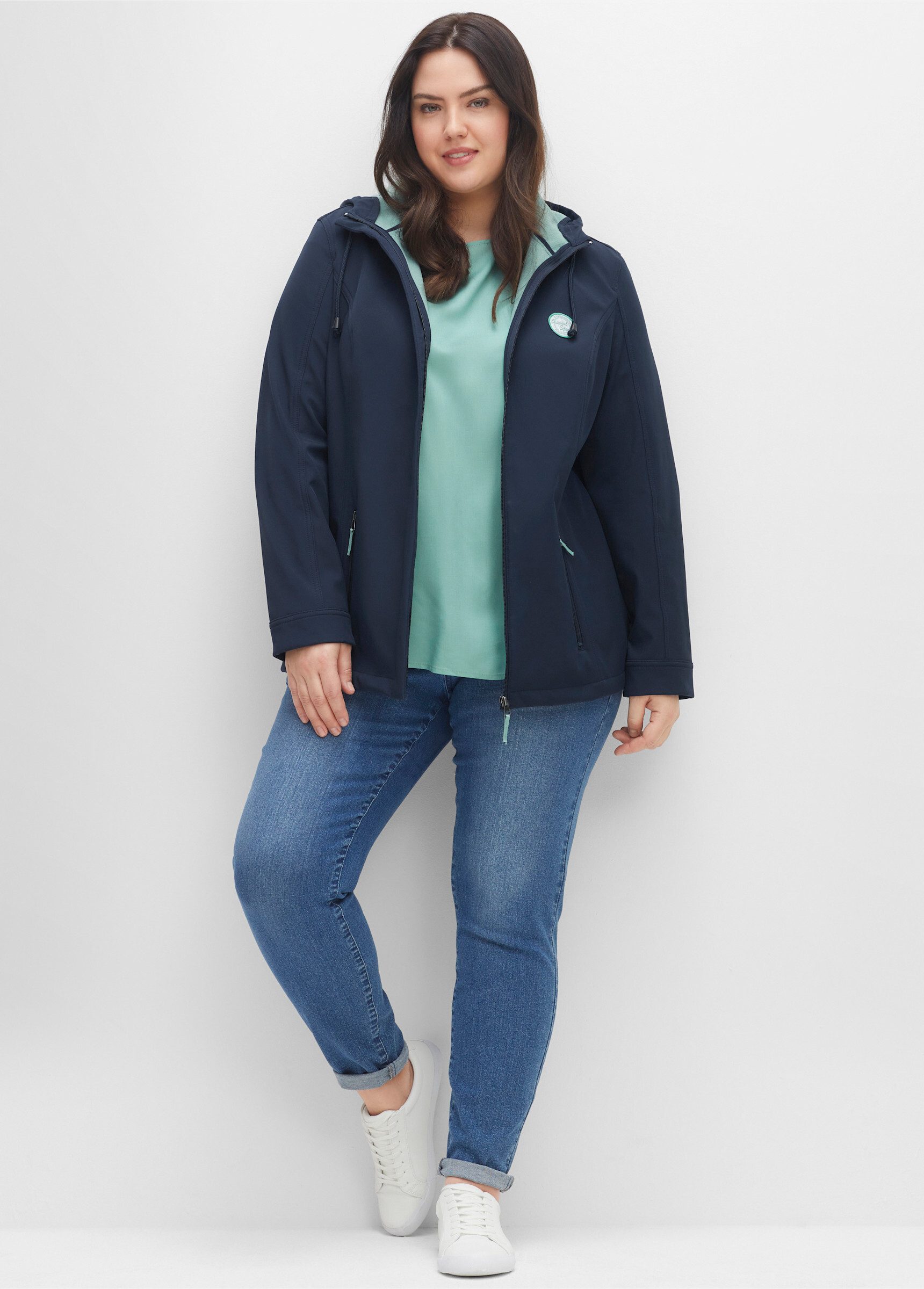 Sheego Allwetterjacke Softshelljacke . mit Fleece-Innenseite, winddichte Qu günstig online kaufen