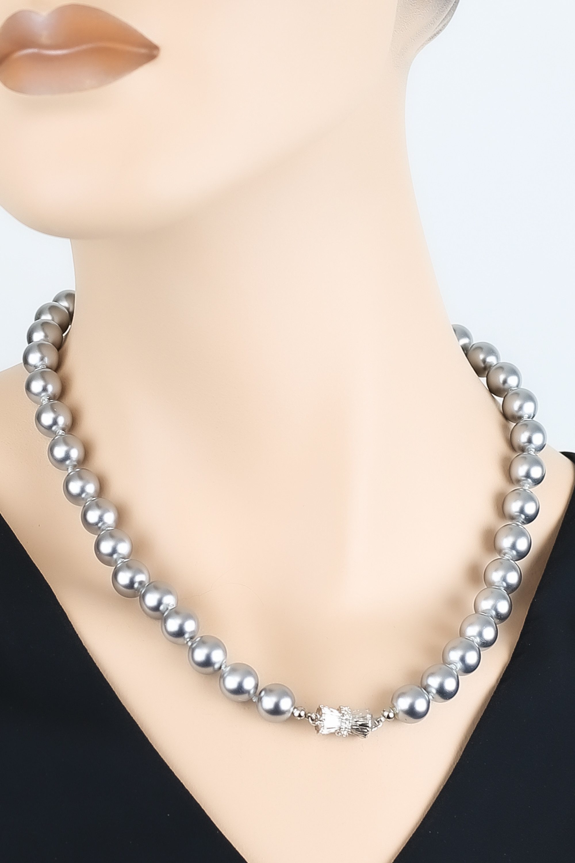 COLLEZIONE ALESSANDRO Kette mit Anhänger Mainz, Metallteile mit Platinlegierung