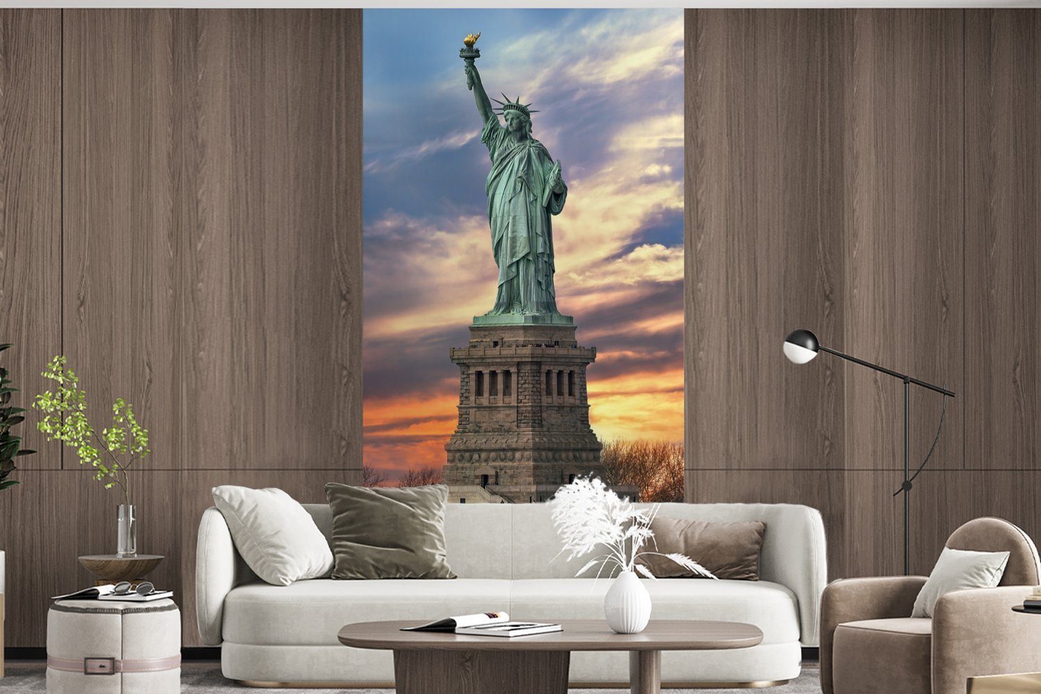 Fototapete Freiheitsstatue bedruckt, Wohnzimmer New York MuchoWow Vliestapete Sonnenuntergang, St), bei Fototapete Matt, in Küche, für Schlafzimmer (2