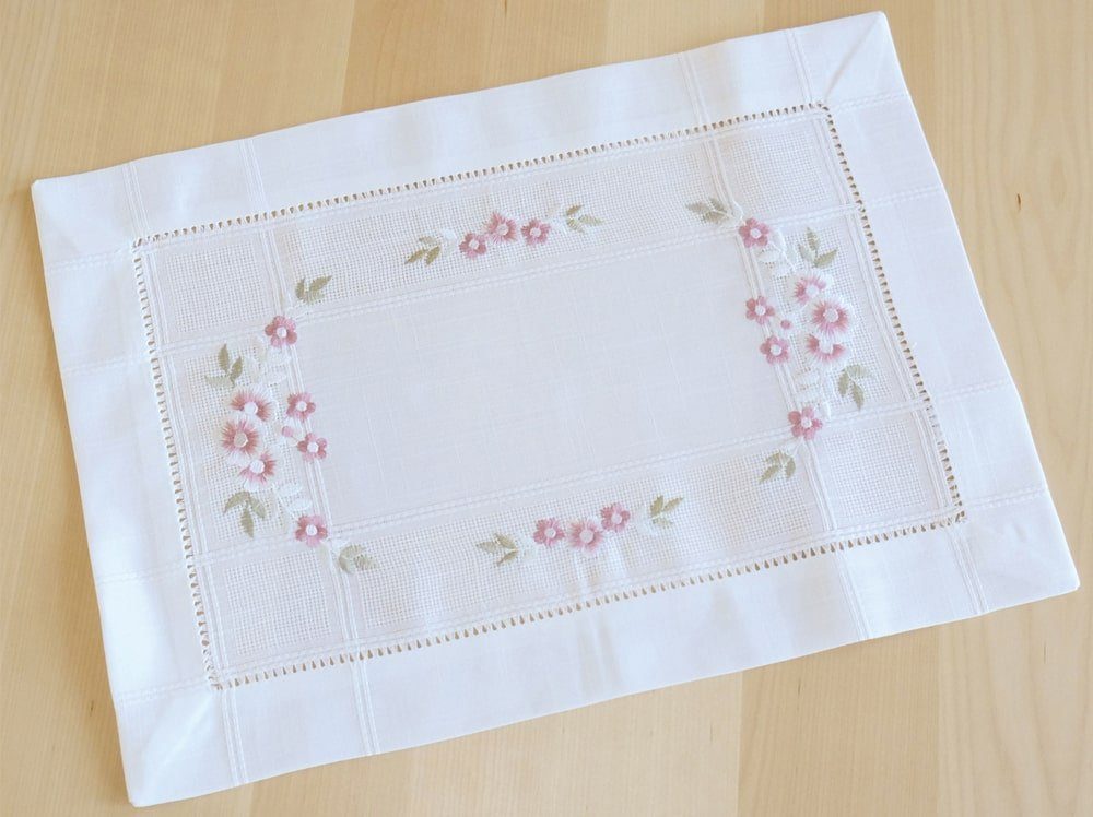 matches21 HOME & Tischdecke 35x50 Hohlsaum Blumen Tischläufer Stickerei cm (1-tlg) HOBBY rosa