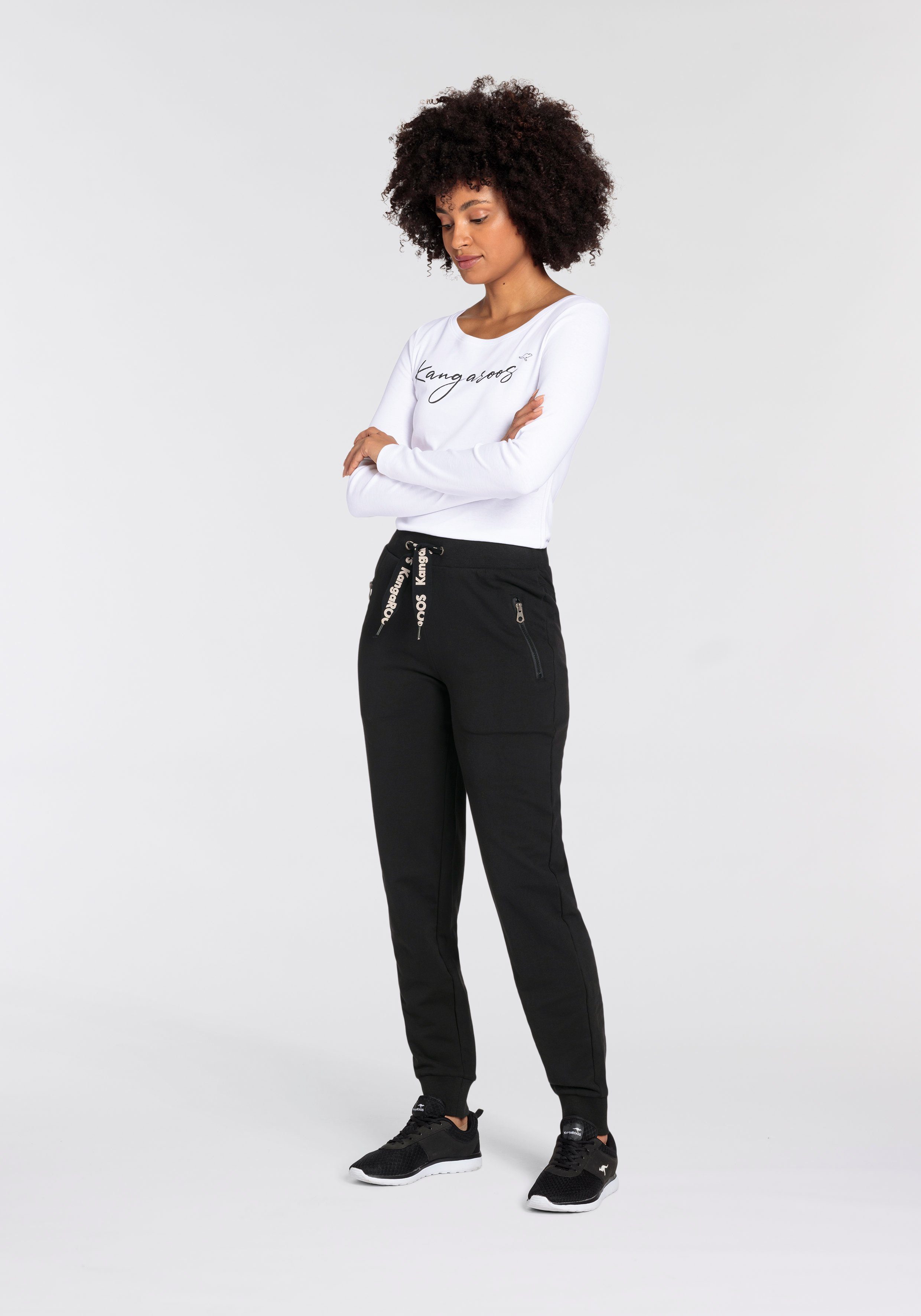 KangaROOS Jogginghose mit Zippertaschen und Logo Band