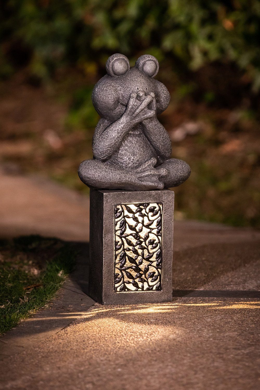 Arnusa Gartenfigur »Frosch Solarleuchte Gartendeko«, (2 St), 54,5 x 26,5 cm  Solarlampe Deko Figur