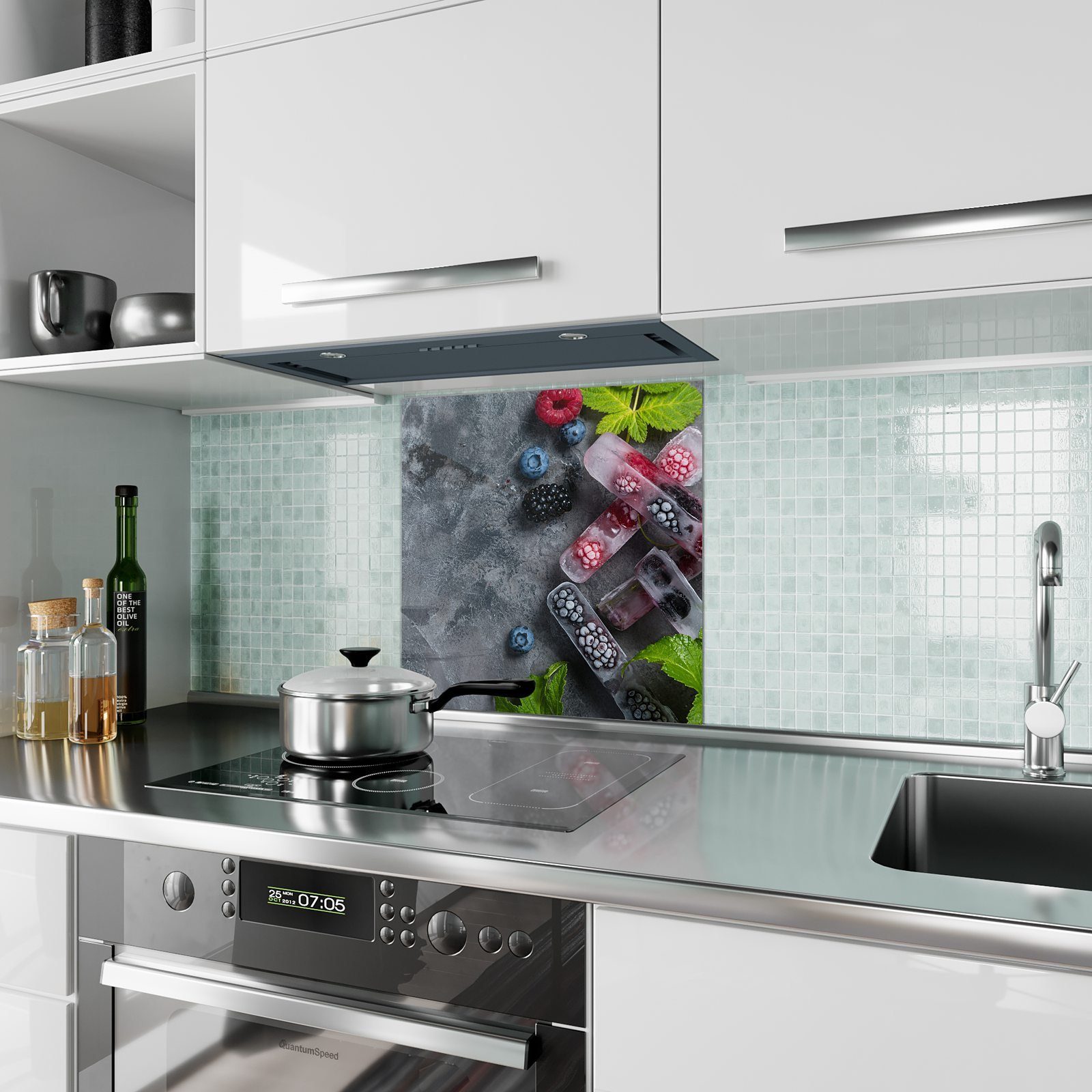 Motiv Glas mit Küchenrückwand Primedeco Spritzschutz Gefrorene Küchenrückwand Beereneiswürfel