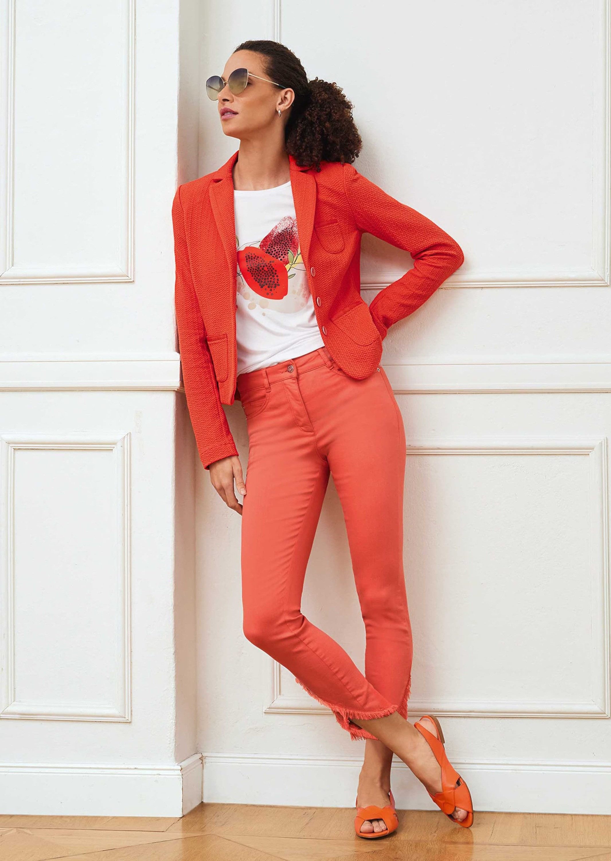 MADELEINE Kurzblazer Kurzer Jerseyblazer mit modischer Struktur