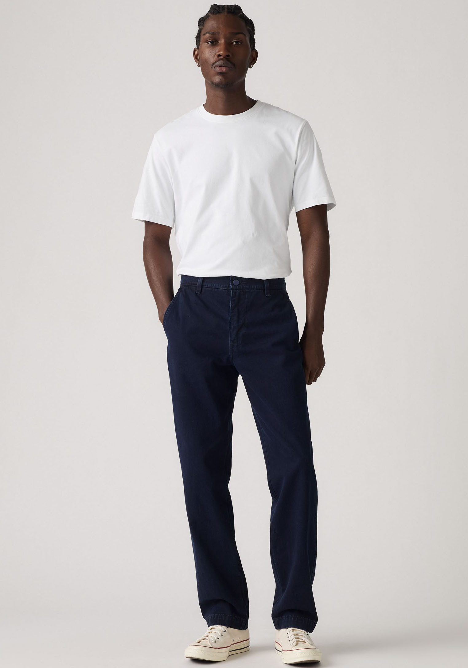 Levi's® Chinohose LV Hose XX CHINO AUTHENTIC RLX bequeme Passform