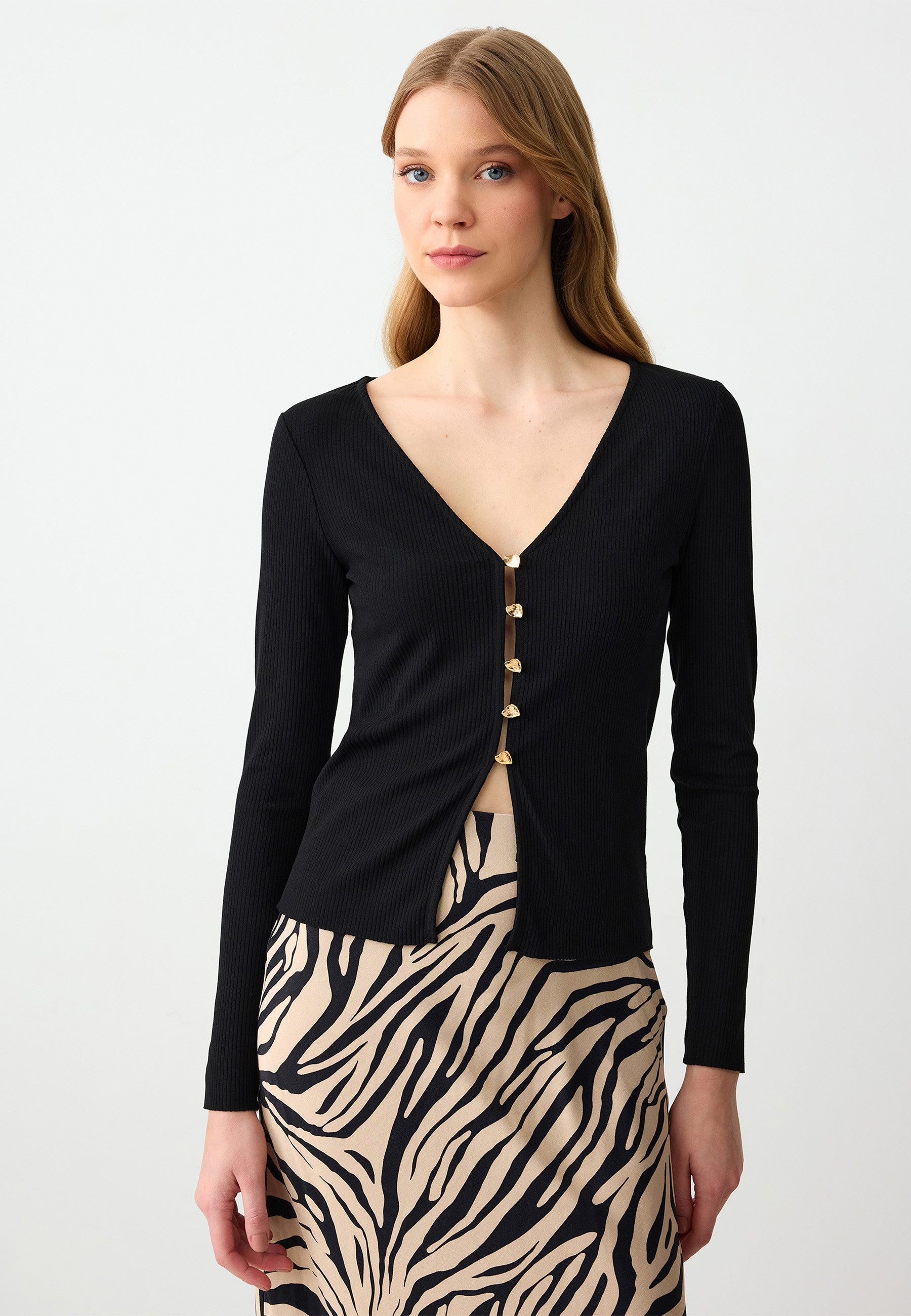 V-Ausschnitt-Pullover Lack Gerippte Bluse Mit V-Ausschnitt Und Knopfleiste