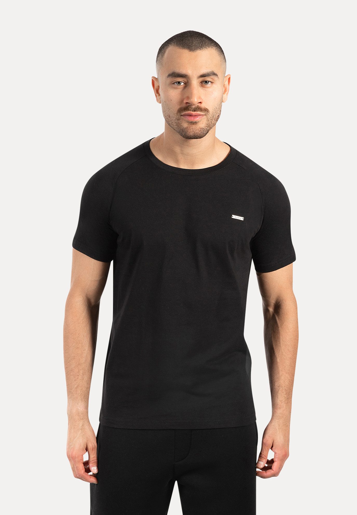 Smilodox T-Shirt Thilo, Schlichtes Shirt, Metallabel, Hochwertigs Kurzarmsh günstig online kaufen