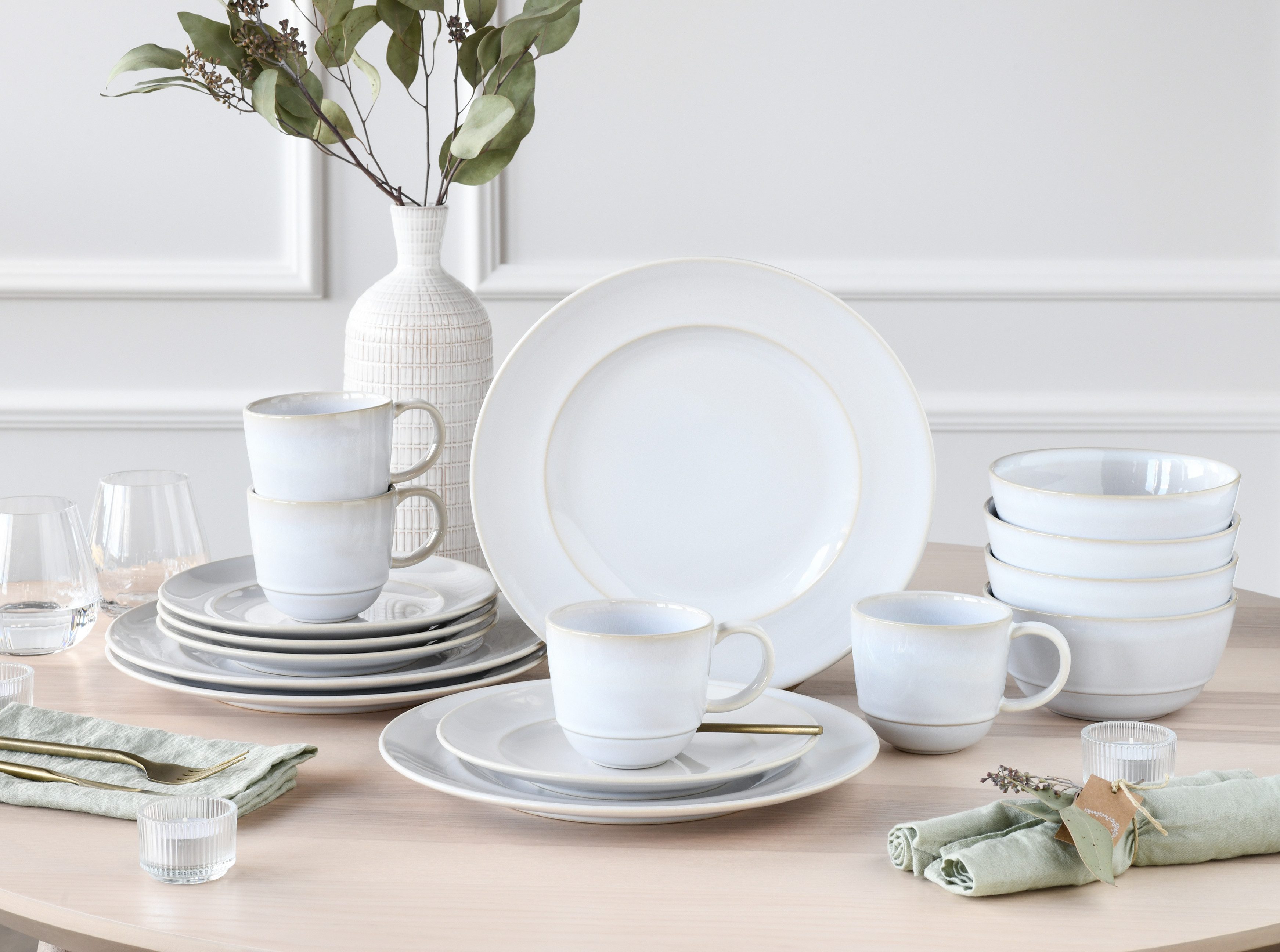 CreaTable Kombiservice Geschirr-Set Antique (16-tlg), 4 Personen, Steinzeug, Service, weiß, Trendfarbe Offwhite, 16 Teile, für 4 Personen
