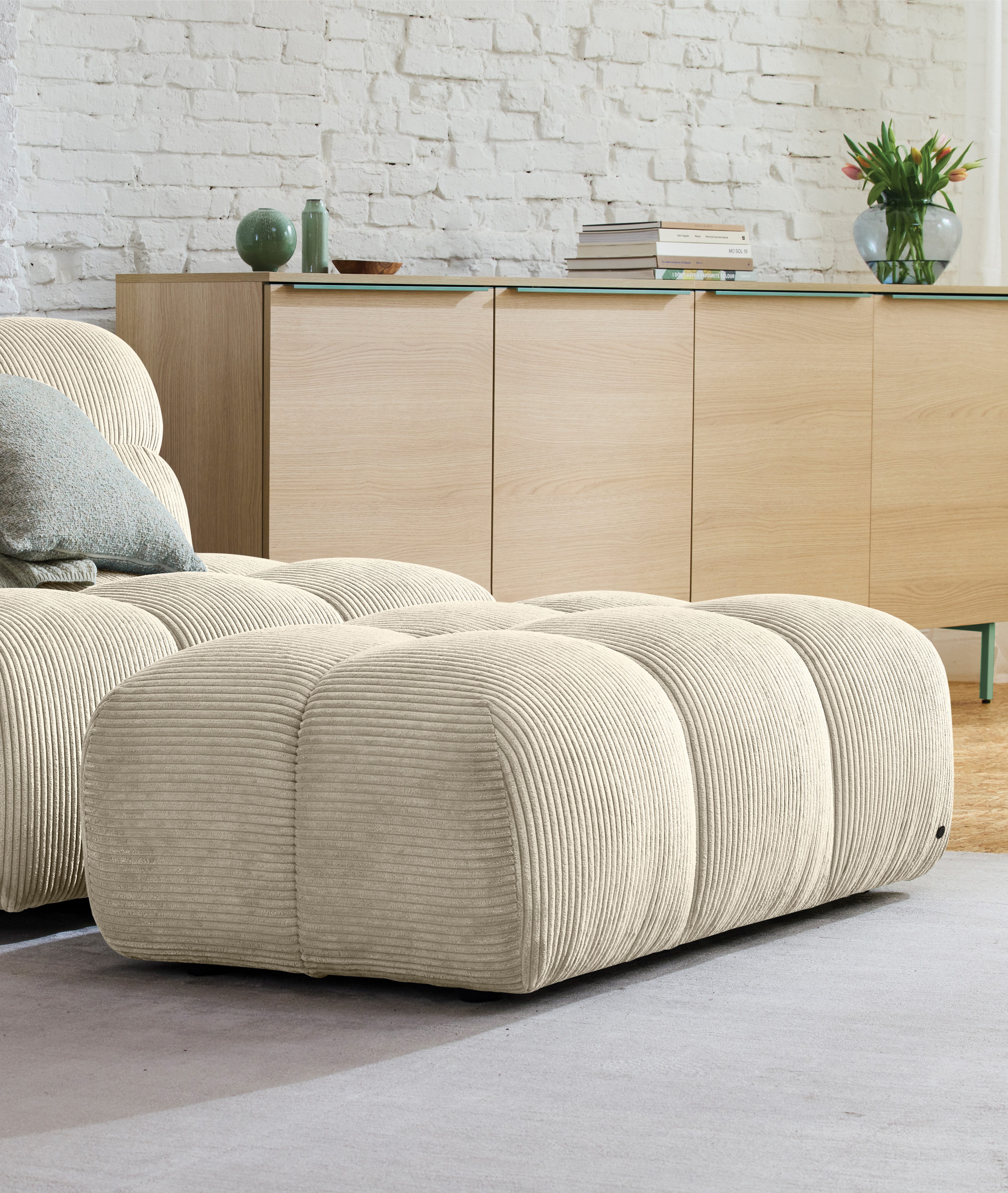 TOM TAILOR HOME Hocker SOFT CUBE – angenehm weicher Sitzkomfort – 105 x 70 cm, auffällige Kachelsteppung für stylische Retrovibes