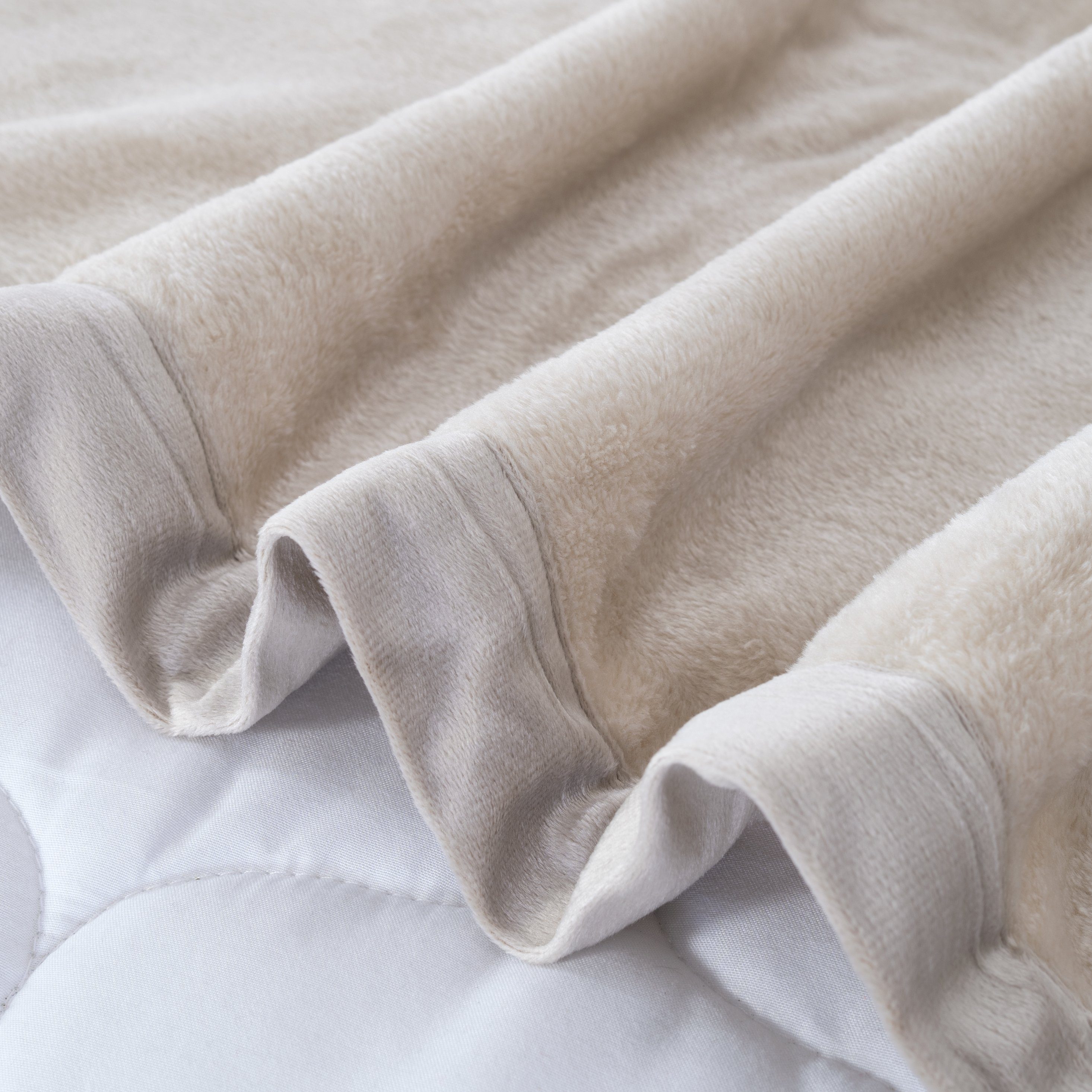 Wolldecke / 150x200cm / Kuscheldecke / Schlafdecke / Uni, Brilliant, Kuschelweich