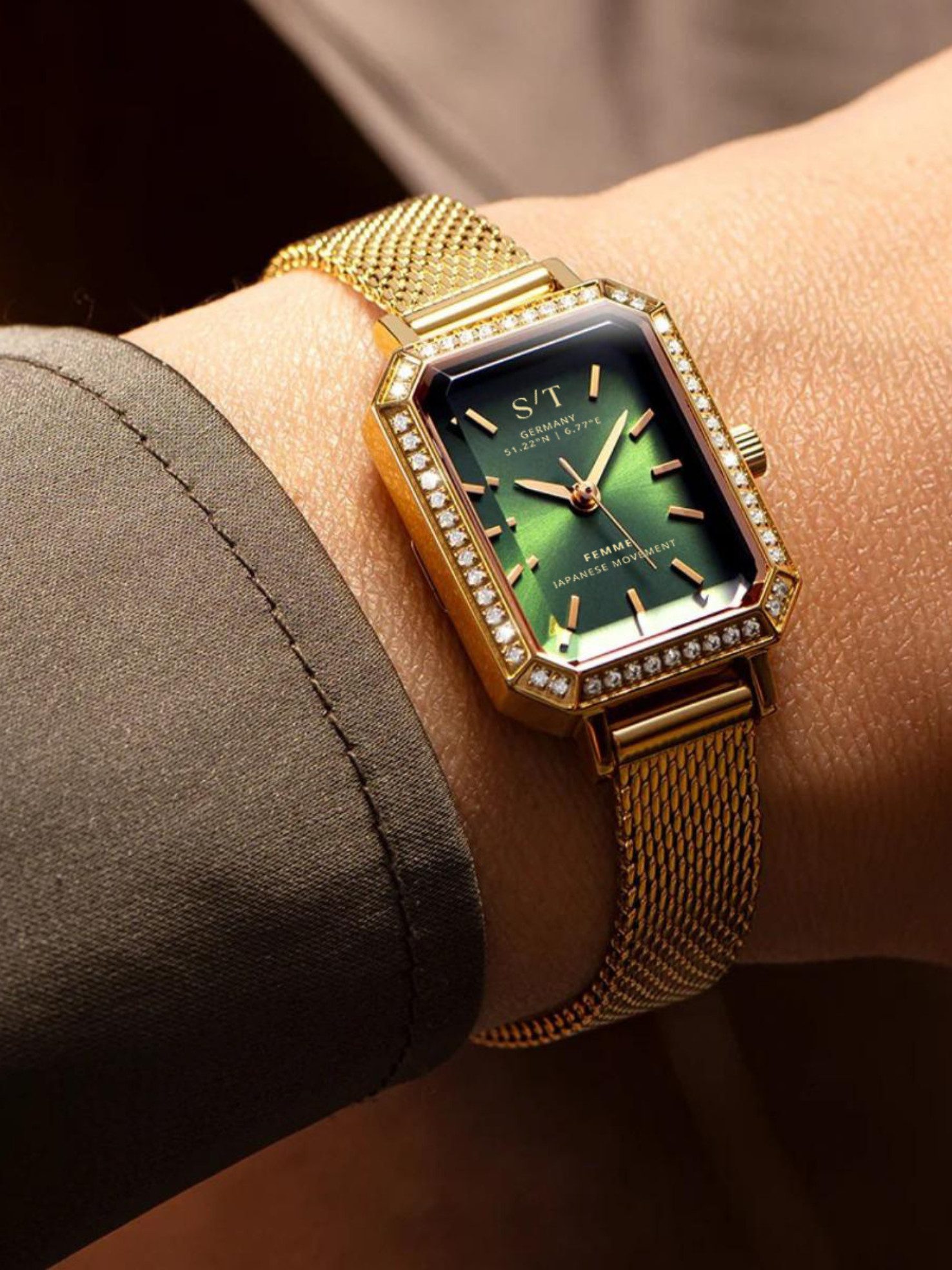 S&T Design Quarzuhr Damen Armbanduhr Edelstahl Diamant Damenuhr S/T FEMME, (Packung, Mit Mesh Armband und Armbandkürzer), 5 ATM Wasserdicht Japanisches Uhrwerk Rechteckig Mesh Armband
