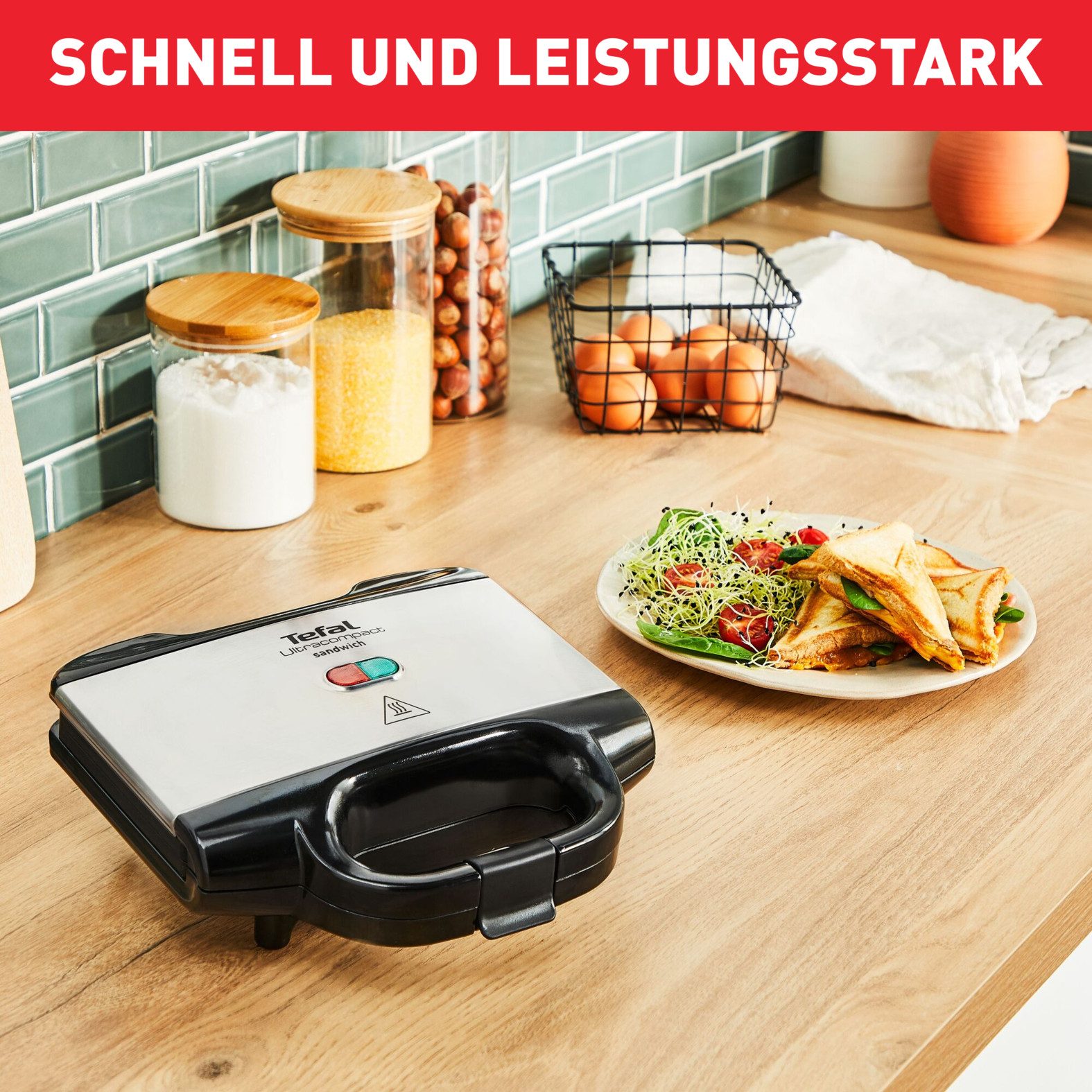 Tefal Sandwichmaker Ultracompact, einfache Reinigung, Verriegelungstaste, isolierter Griff, 700 W, kompakte Aufbewahrung, Maße: 26,5 x 26 x 12 cm, SM1552
