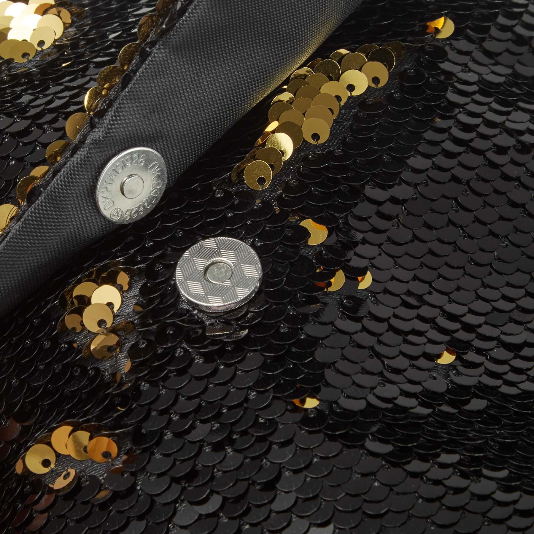 dressforfun Henkeltasche Handtasche mit Wendepailletten, Innenmaß ca. 17 x 1,5 x 19 cm (Tragetasche, Konfektionsgröße 0 in schwarz), Clutch/Umhängetasche, Reißv – Bild 3 von 3