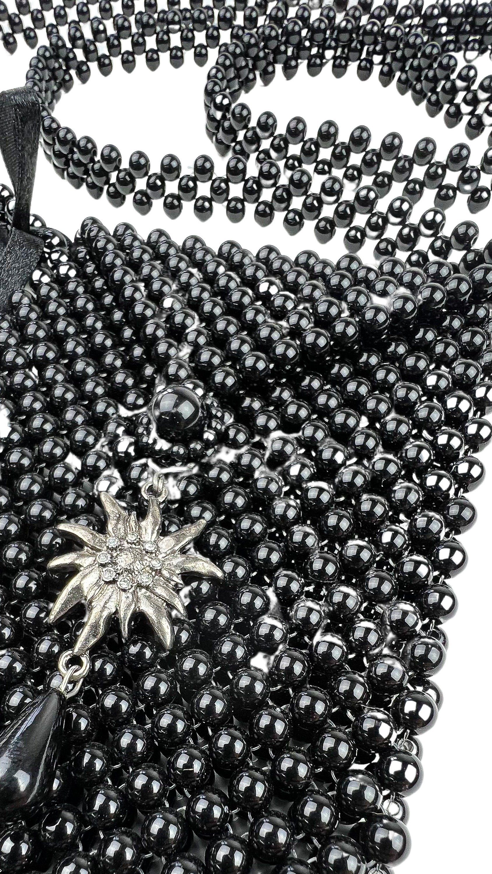 Edelweiß Rebell aus mit Alpenperle, schwarz Allgäu Umhängetasche hunderten Perlen,