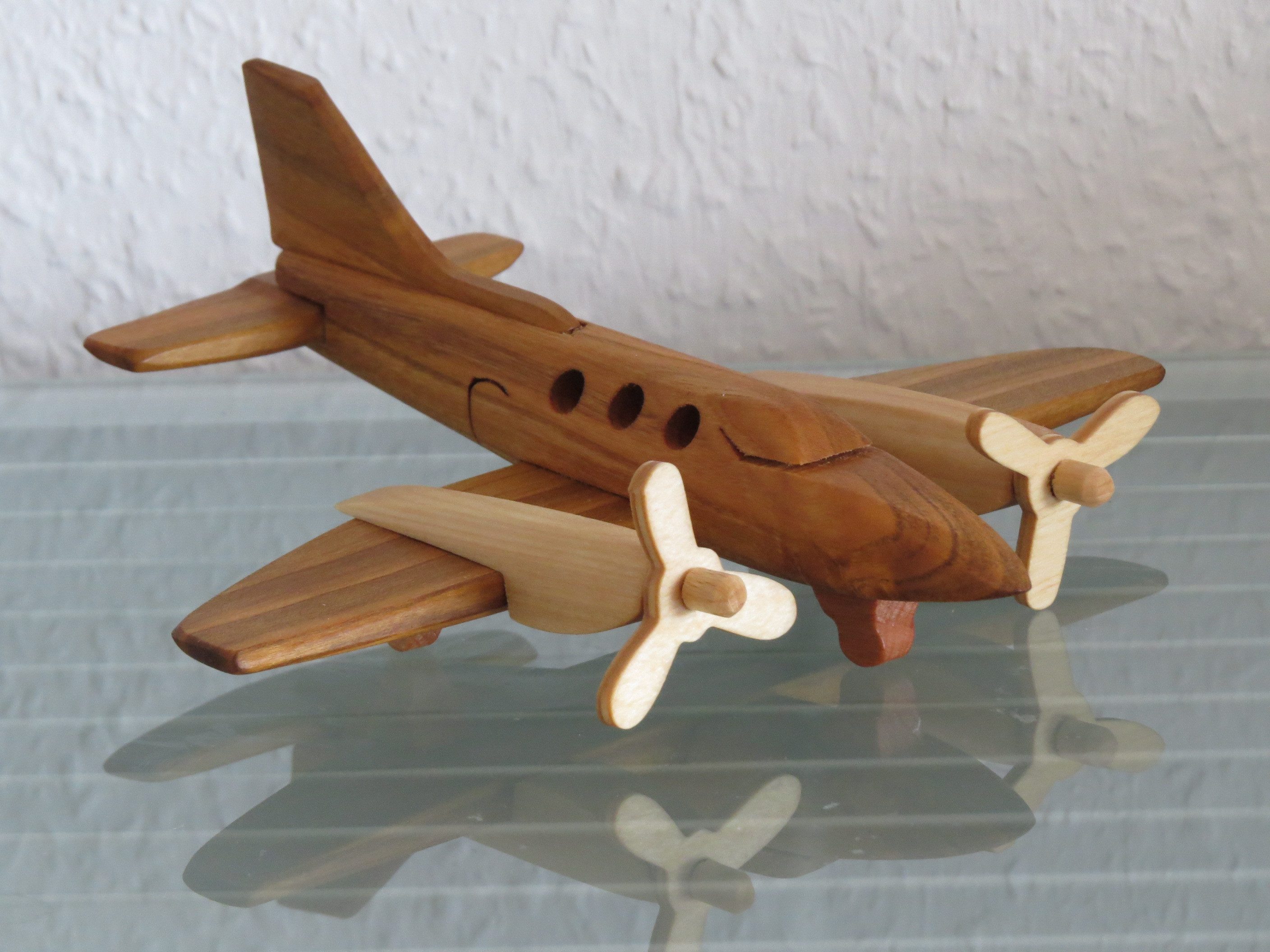 Holzprodukte Spielzeug-Flugzeug Flugzeug Flieger Privatjet Kleinflugzeug Jet Sportflugzeug Modell