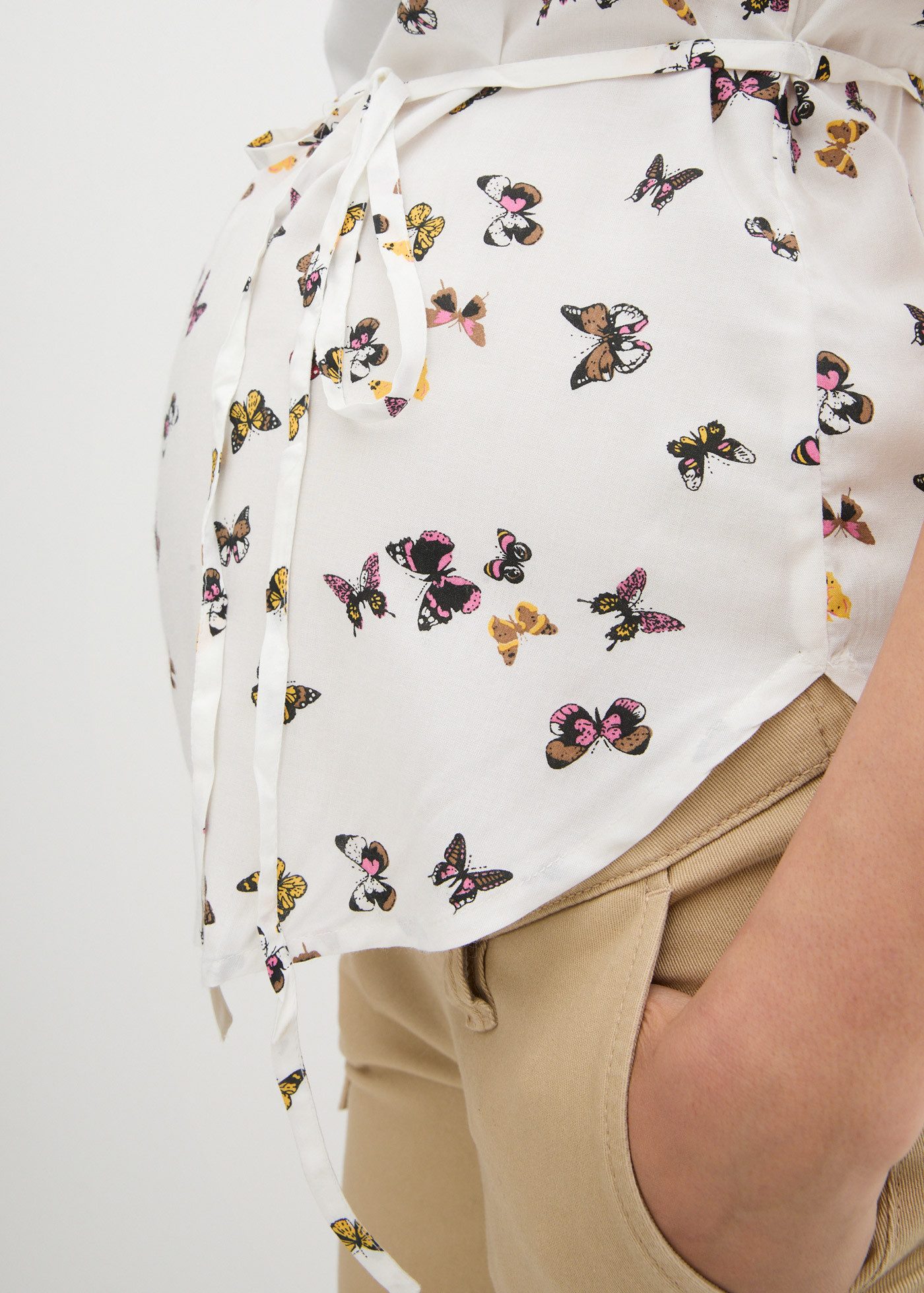 bonprix Umstandsbluse figurumspielende Passform, mit kurzem Arm, mit Bindeband