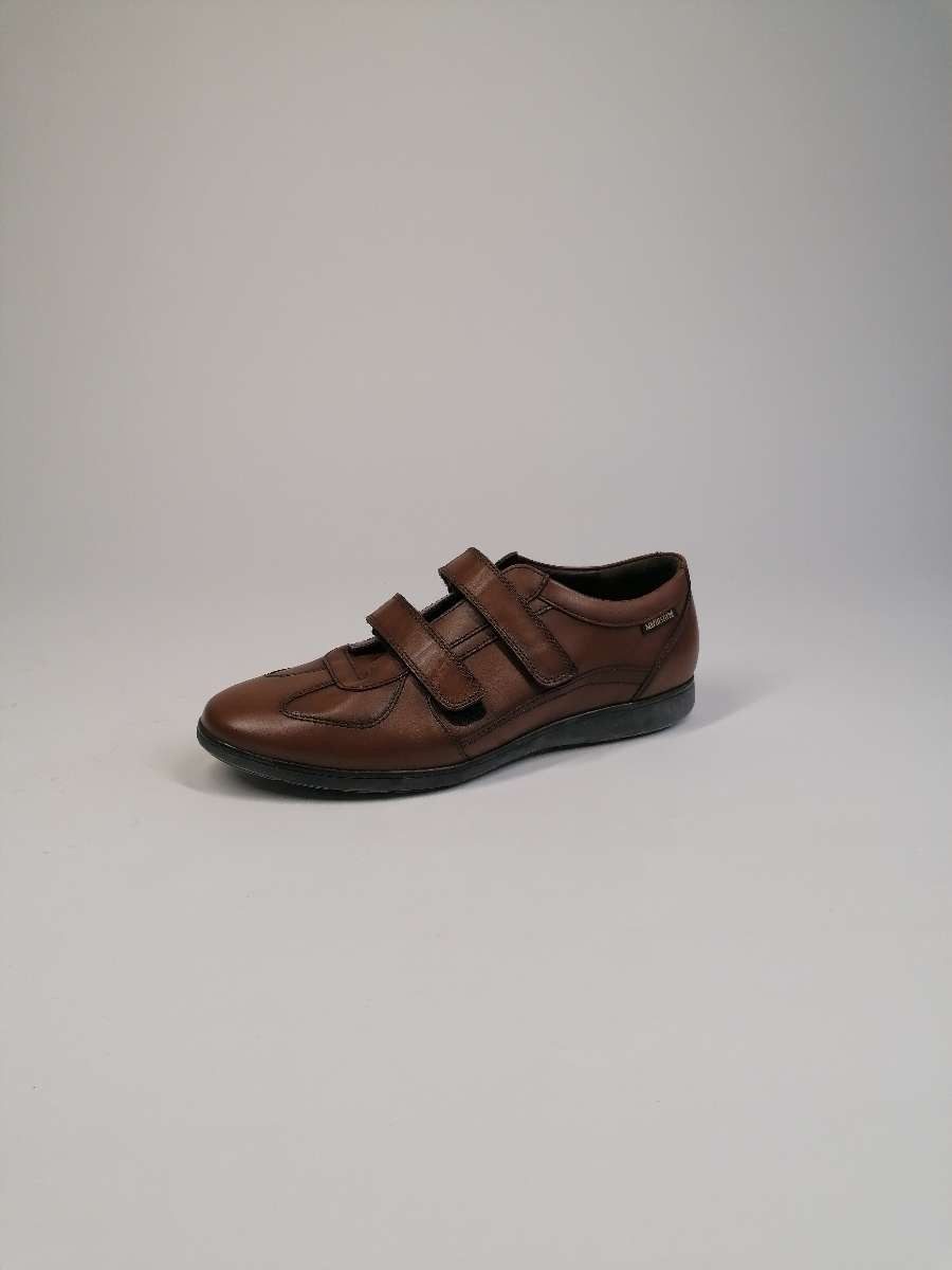 Schnürschuh